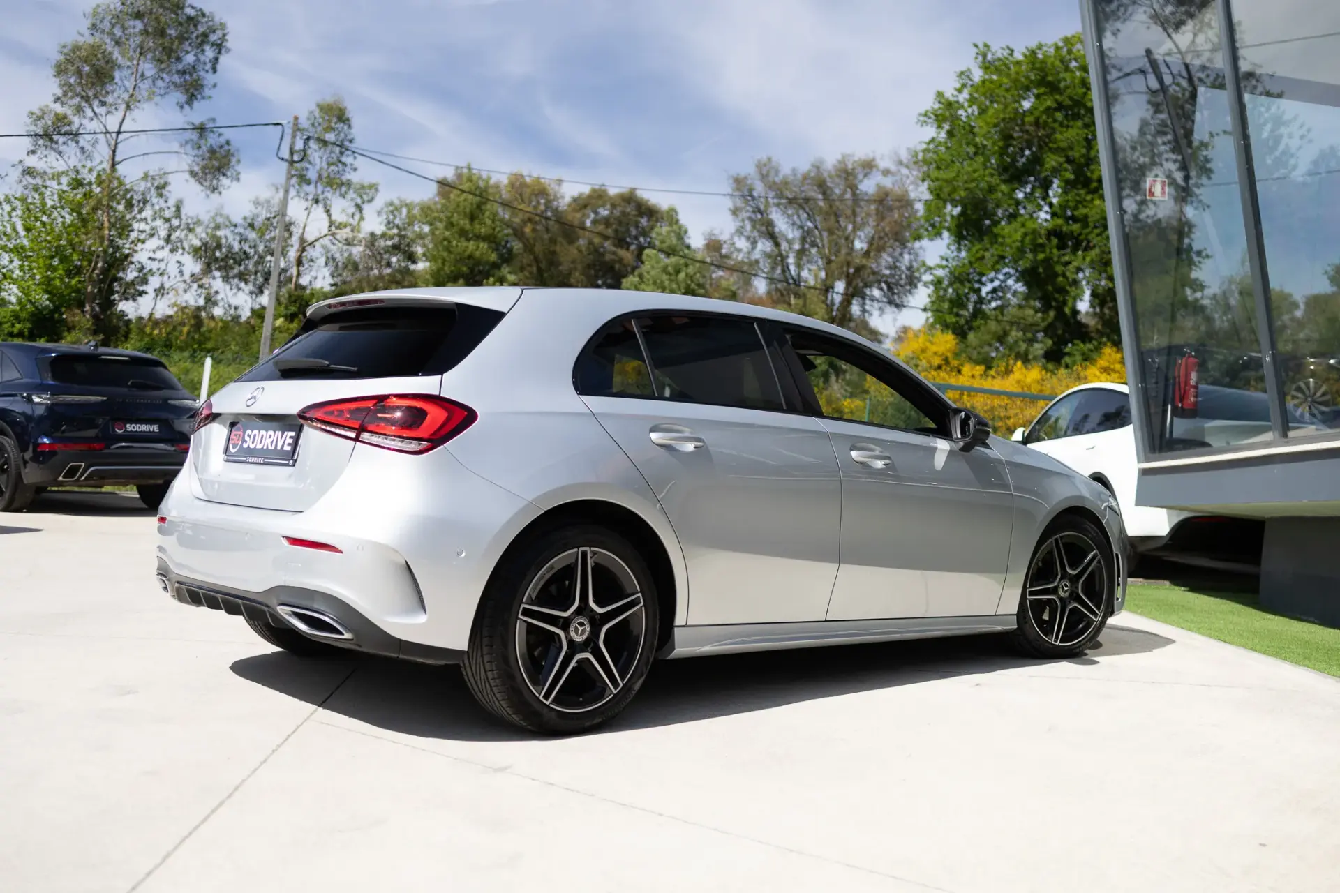 Mercedes-Benz A 180 d AMG Line Aut. 13