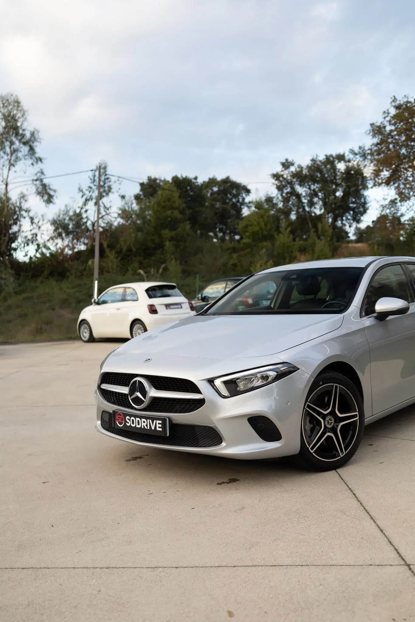 Mercedes-Benz A 250 e Progressive 8