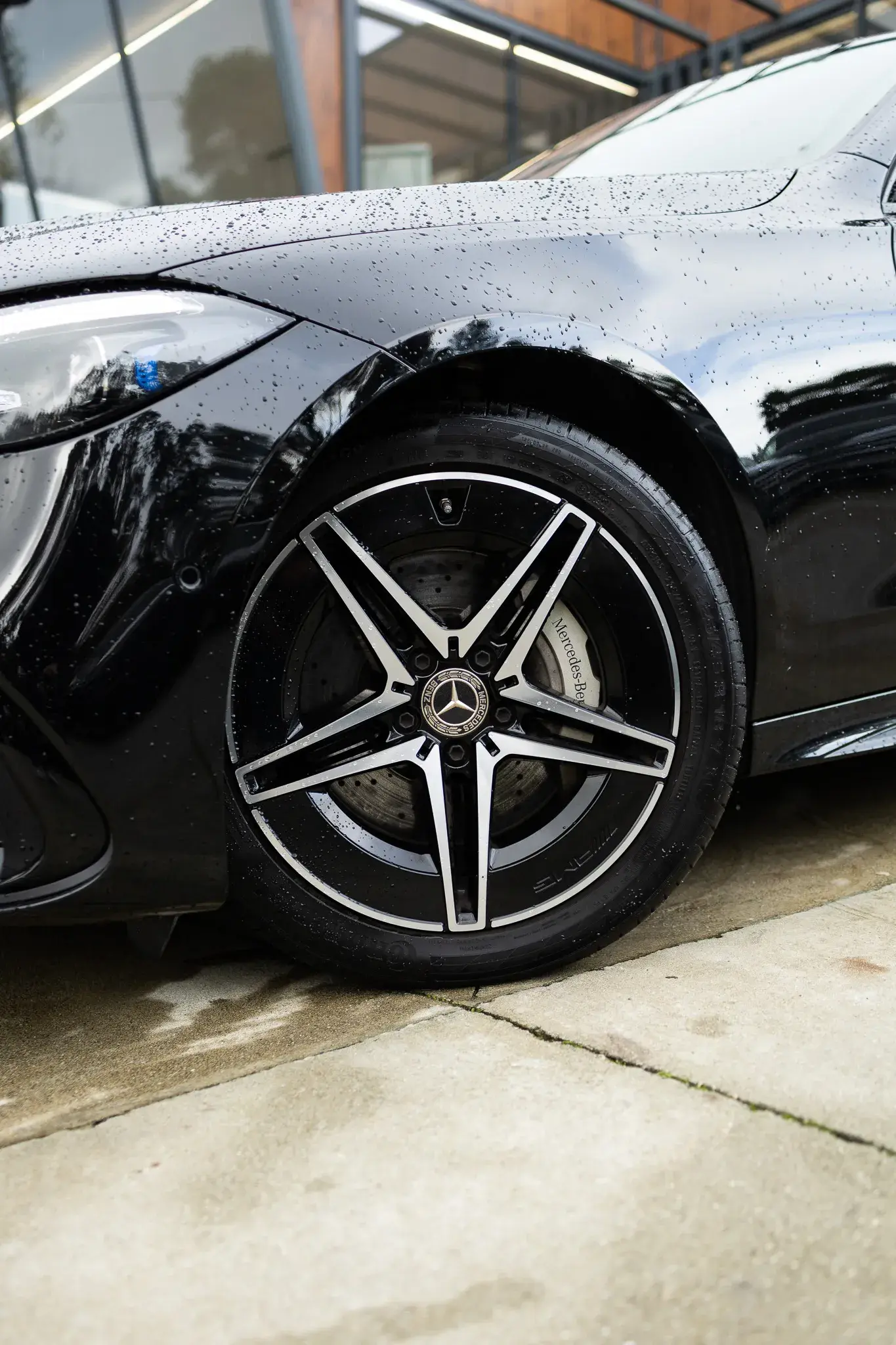 Mercedes-Benz C 300 e AMG Line 8
