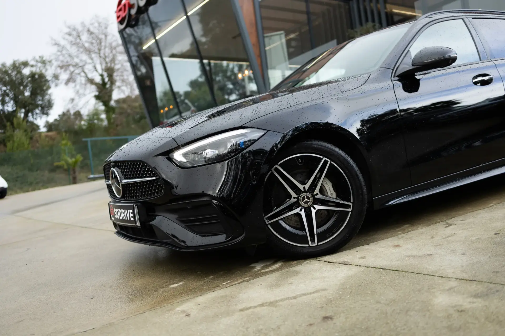 Mercedes-Benz C 300 e AMG Line 7