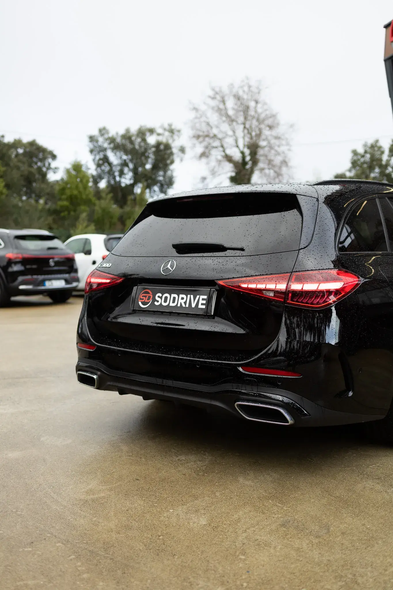 Mercedes-Benz C 300 e AMG Line 17