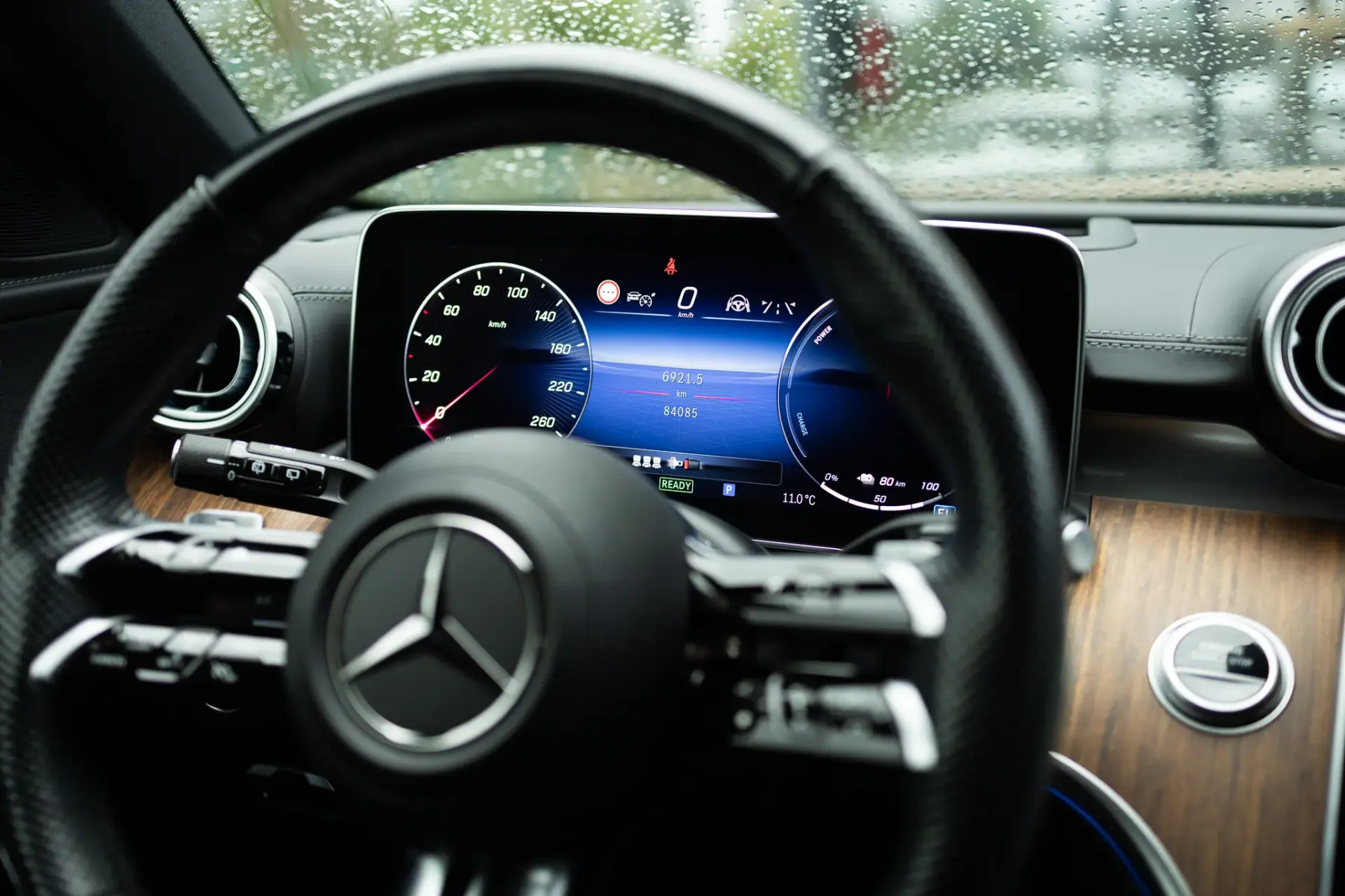Mercedes-Benz C 300 e AMG Line 29