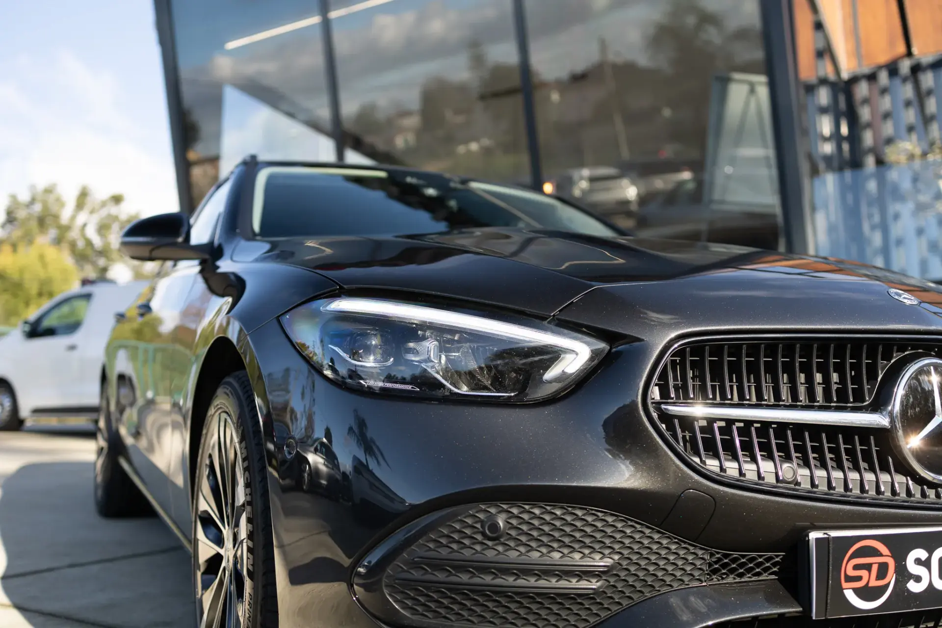 Mercedes-Benz C 300 e Avantgarde 17