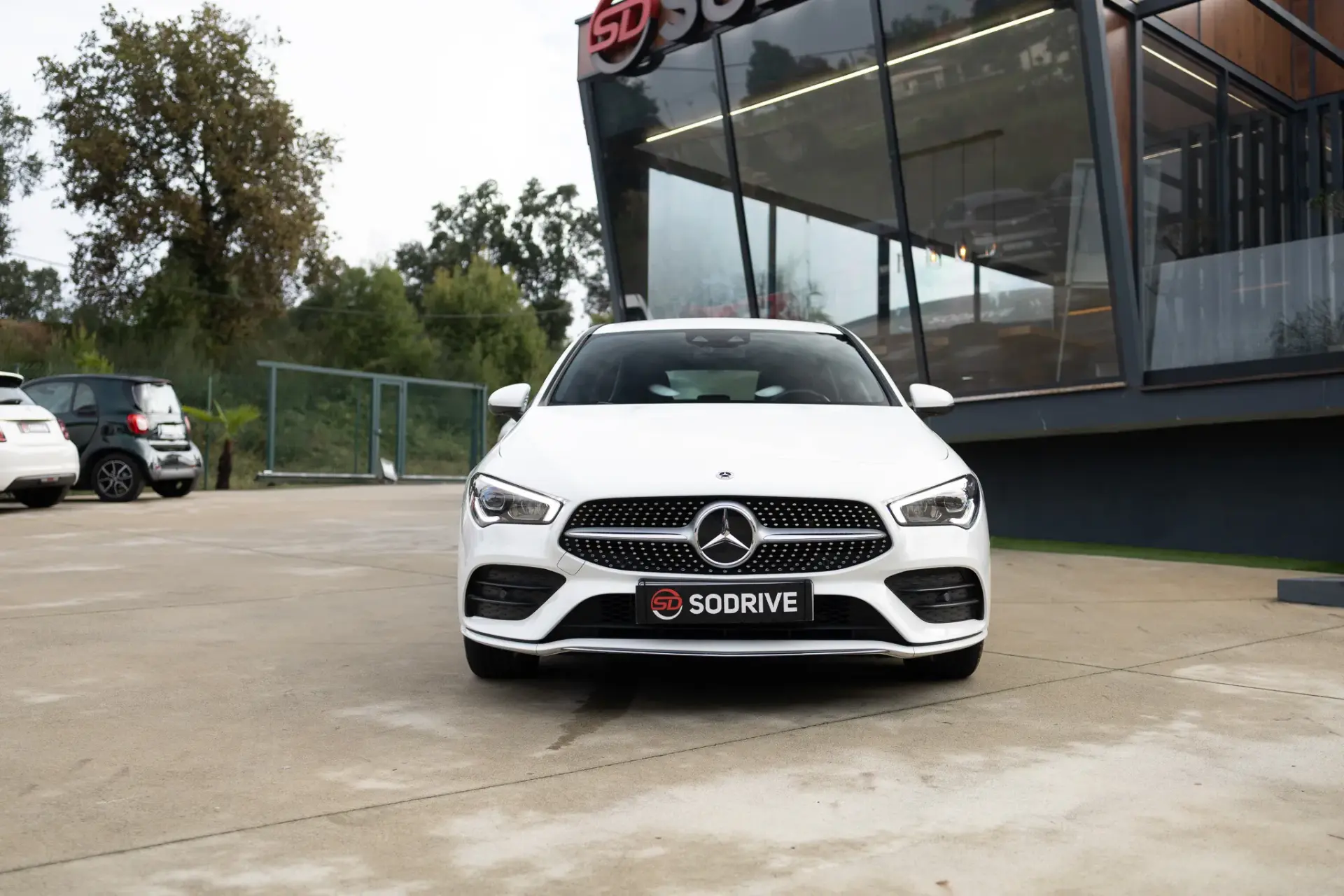 Mercedes-Benz CLA 250 e Shooting Brake AMG Line 6
