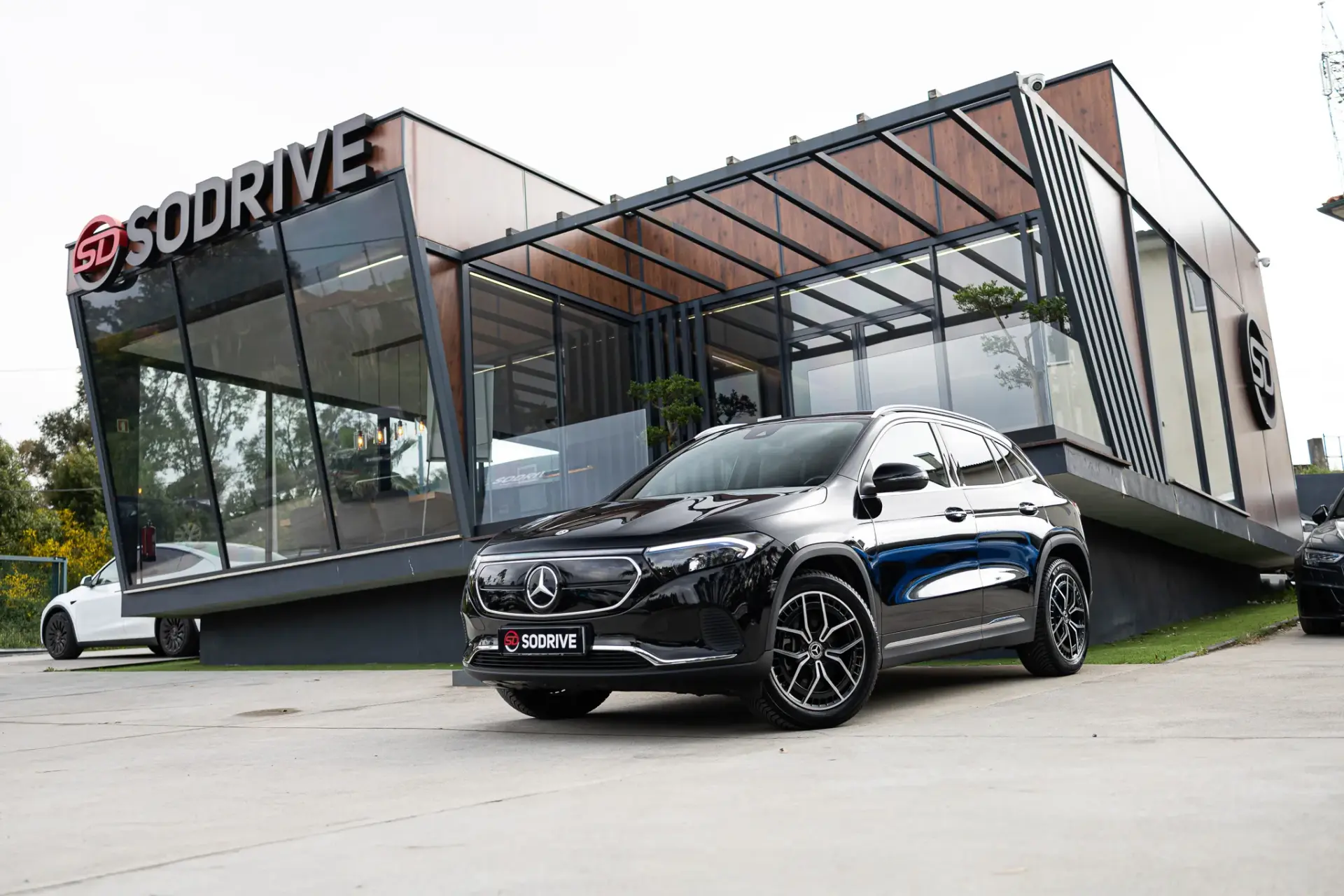 Mercedes-Benz EQA 300 4Matic Progressive 1