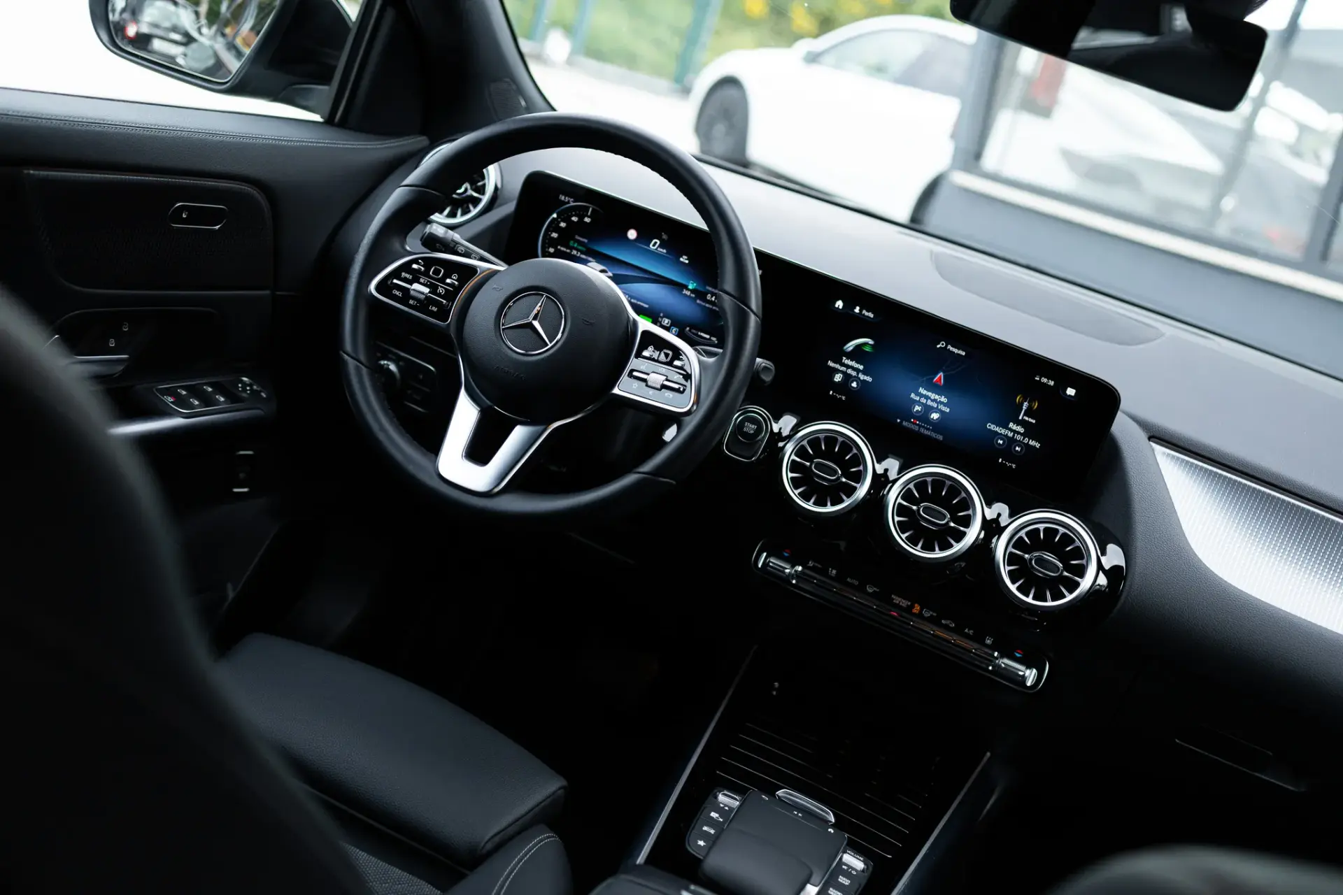 Mercedes-Benz EQA 300 4Matic Progressive 2