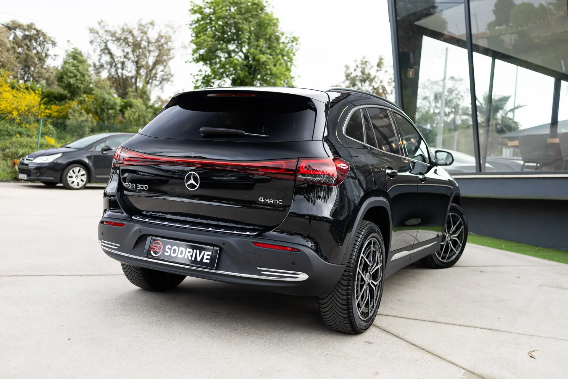 Mercedes-Benz EQA 300 4Matic Progressive 5