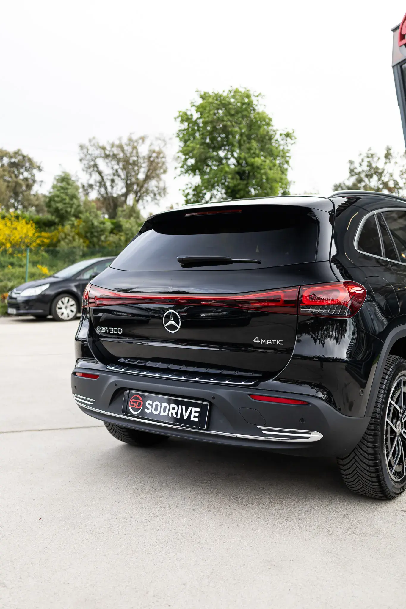 Mercedes-Benz EQA 300 4Matic Progressive 34