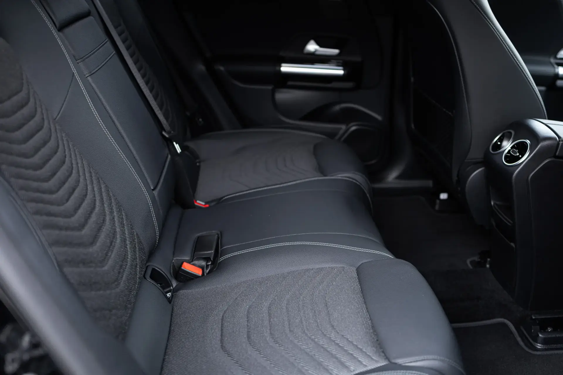 Mercedes-Benz EQA 300 4Matic Progressive 35