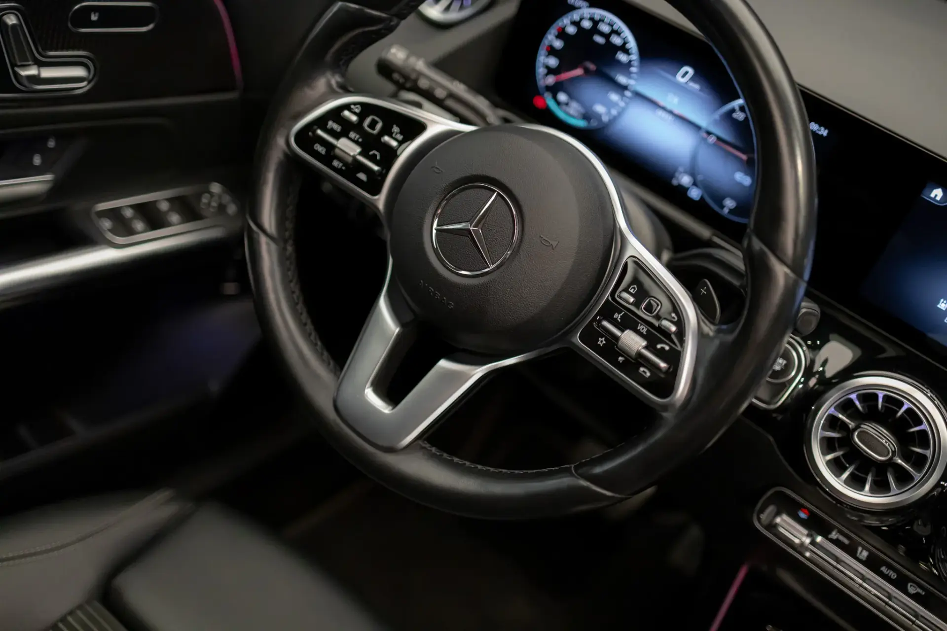 Mercedes-Benz EQA 250 Progressive 27