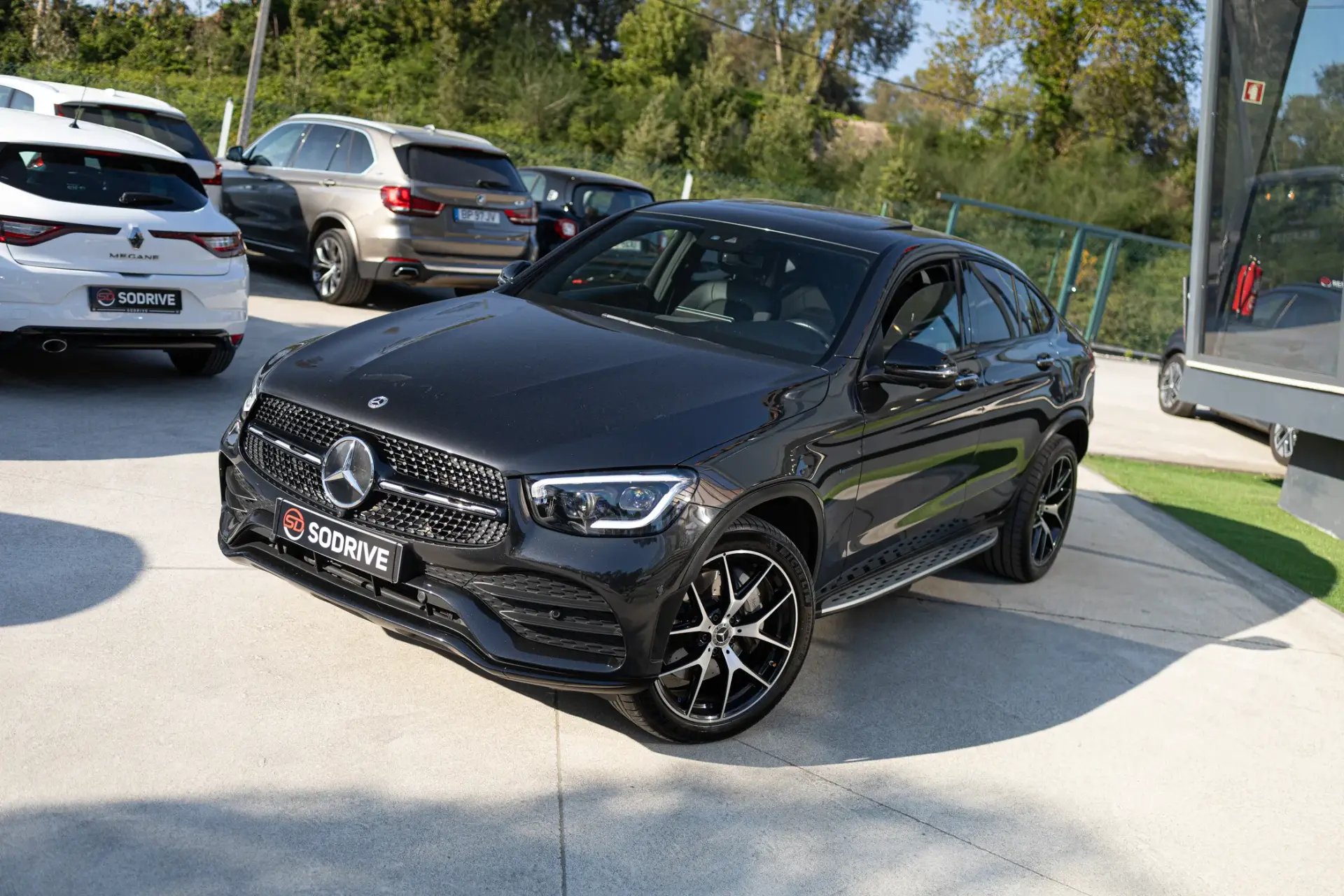 Mercedes-Benz GLC 300 de Coupé 4Matic AMG 8