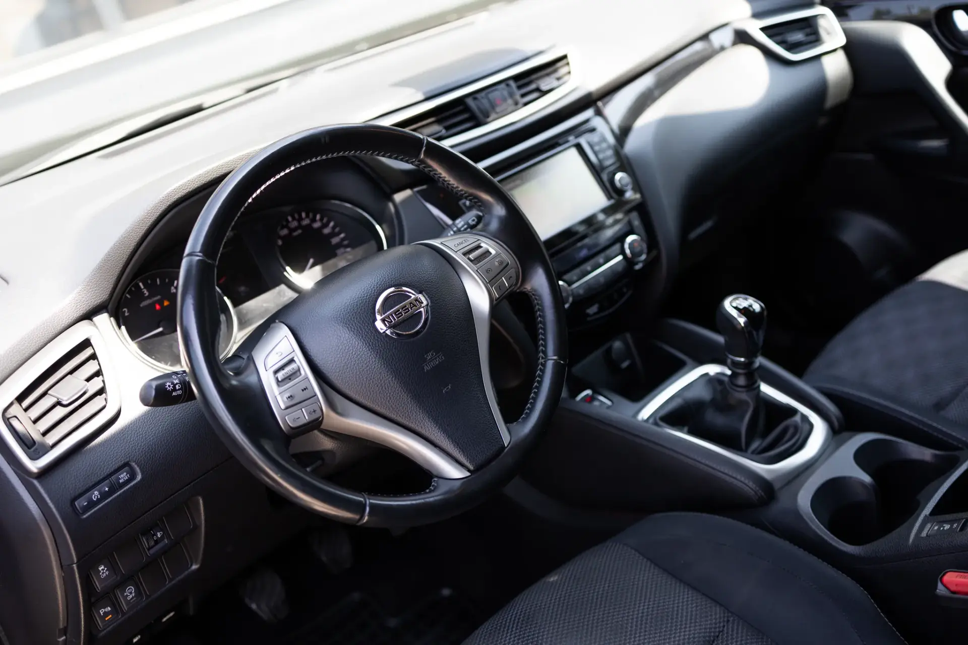 Nissan Qashqai 1.5 dCi N-Connecta 2
