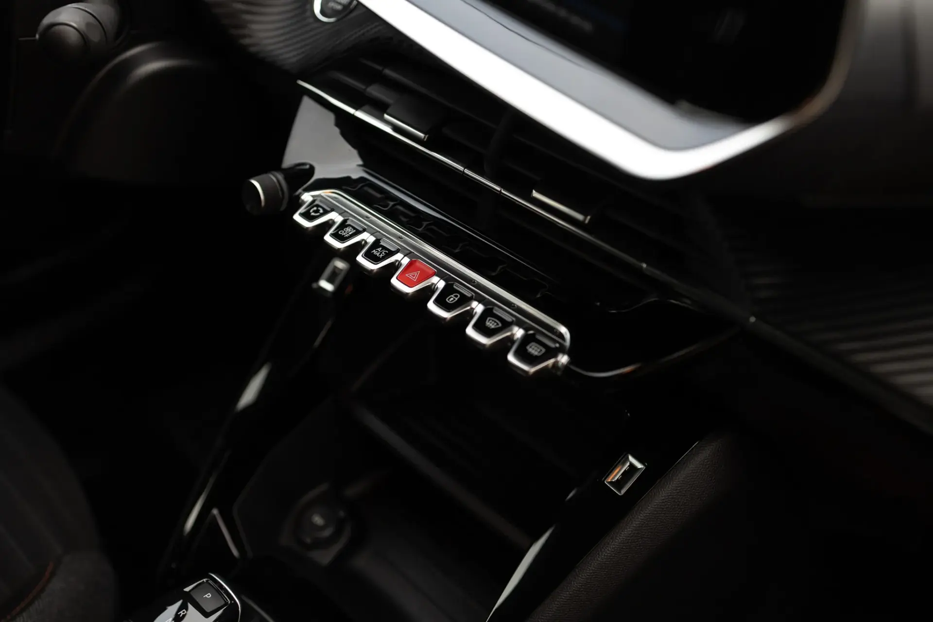 Peugeot e-2008 Active 14