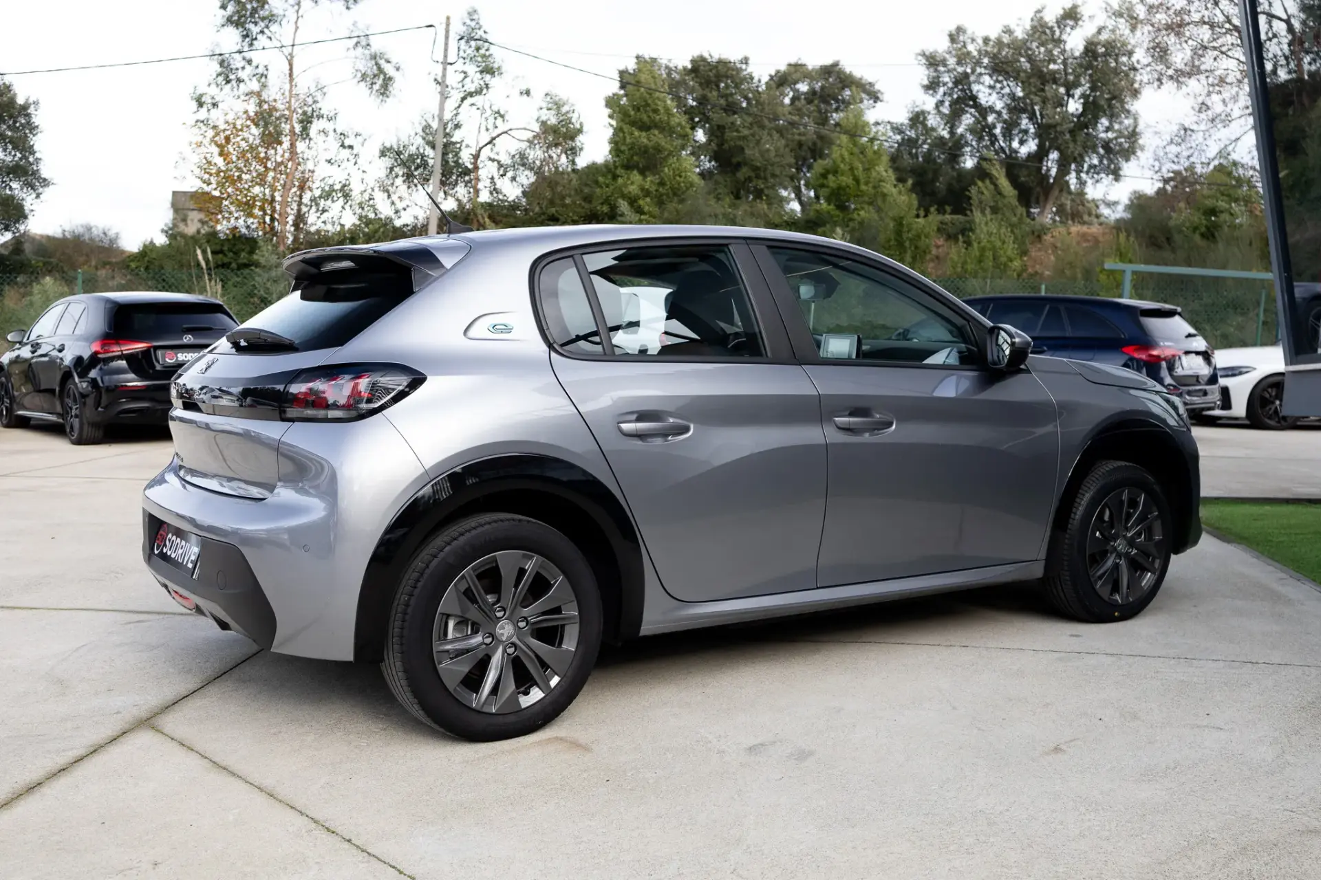 Peugeot e-208 50 kWh Allure 31