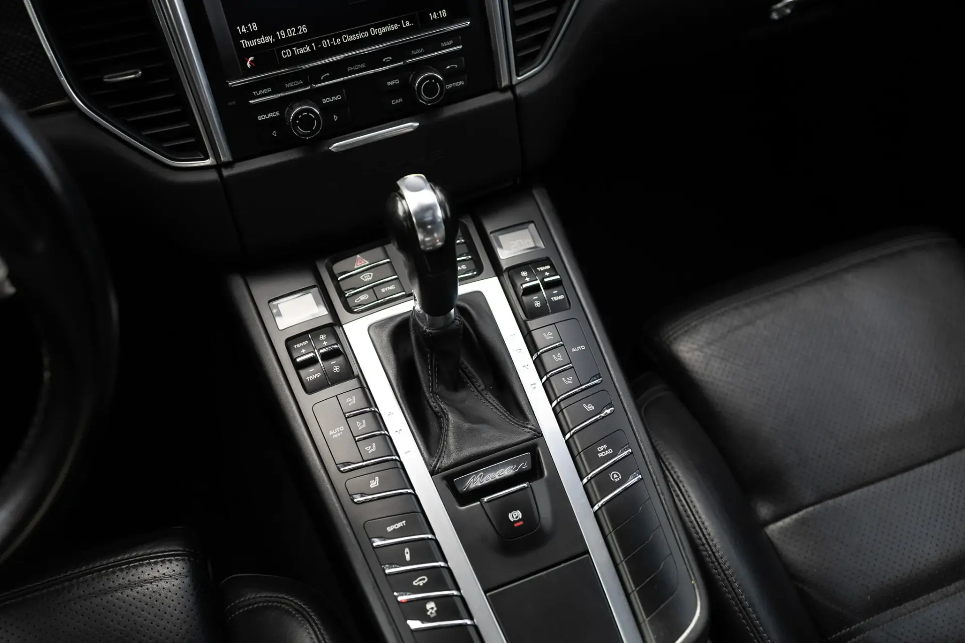 Porsche Macan S PDK 10
