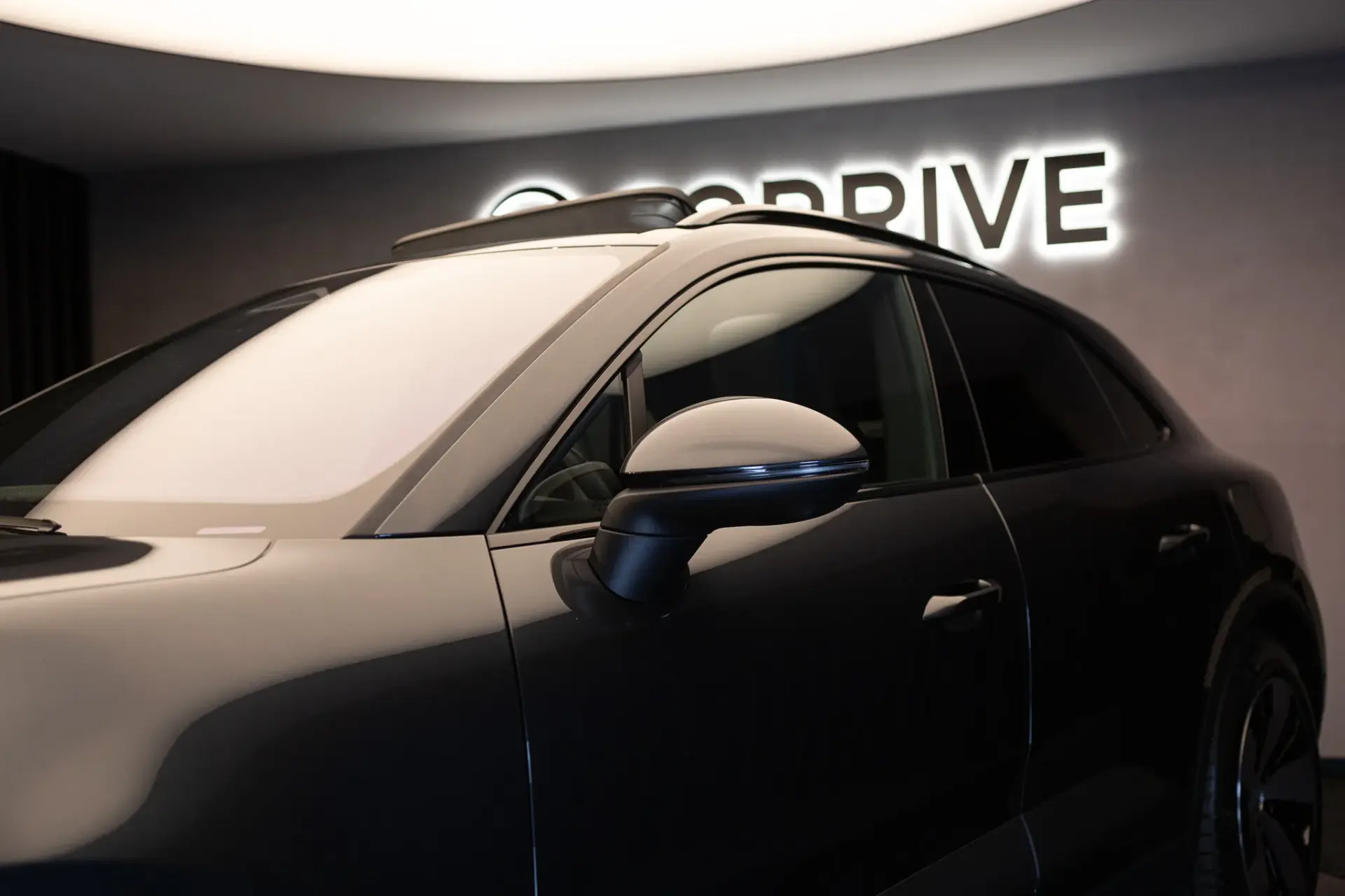 Porsche Macan Electric 4 9