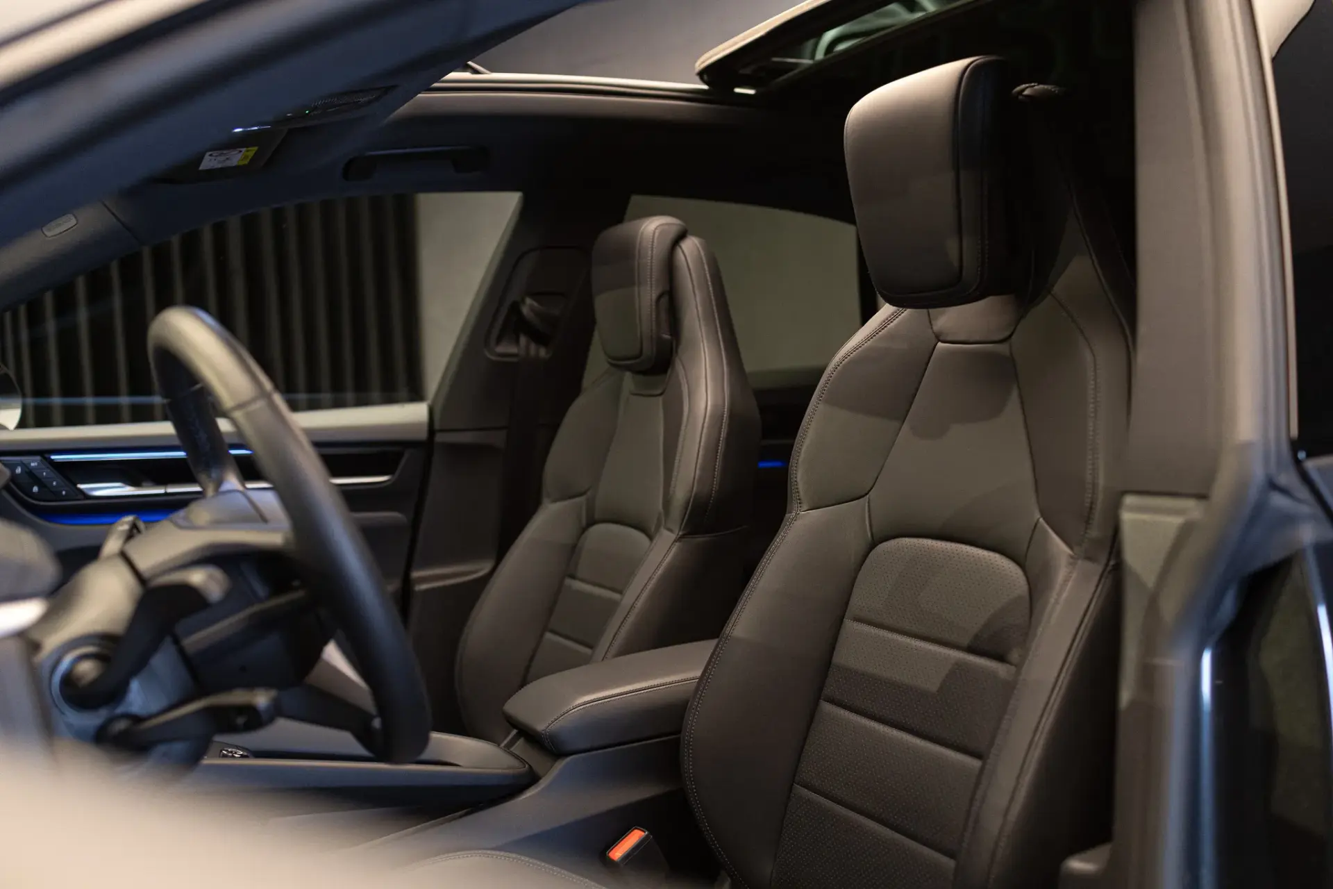 Porsche Macan Electric 4 19