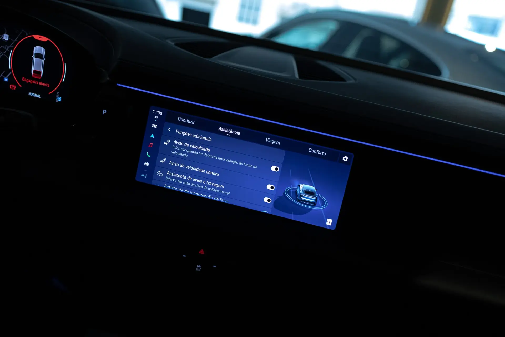 Porsche Macan Electric 4 46