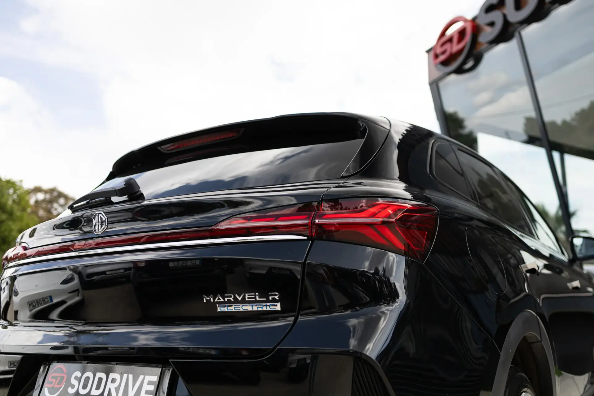 MG Marvel R 70 kWh Luxury 18