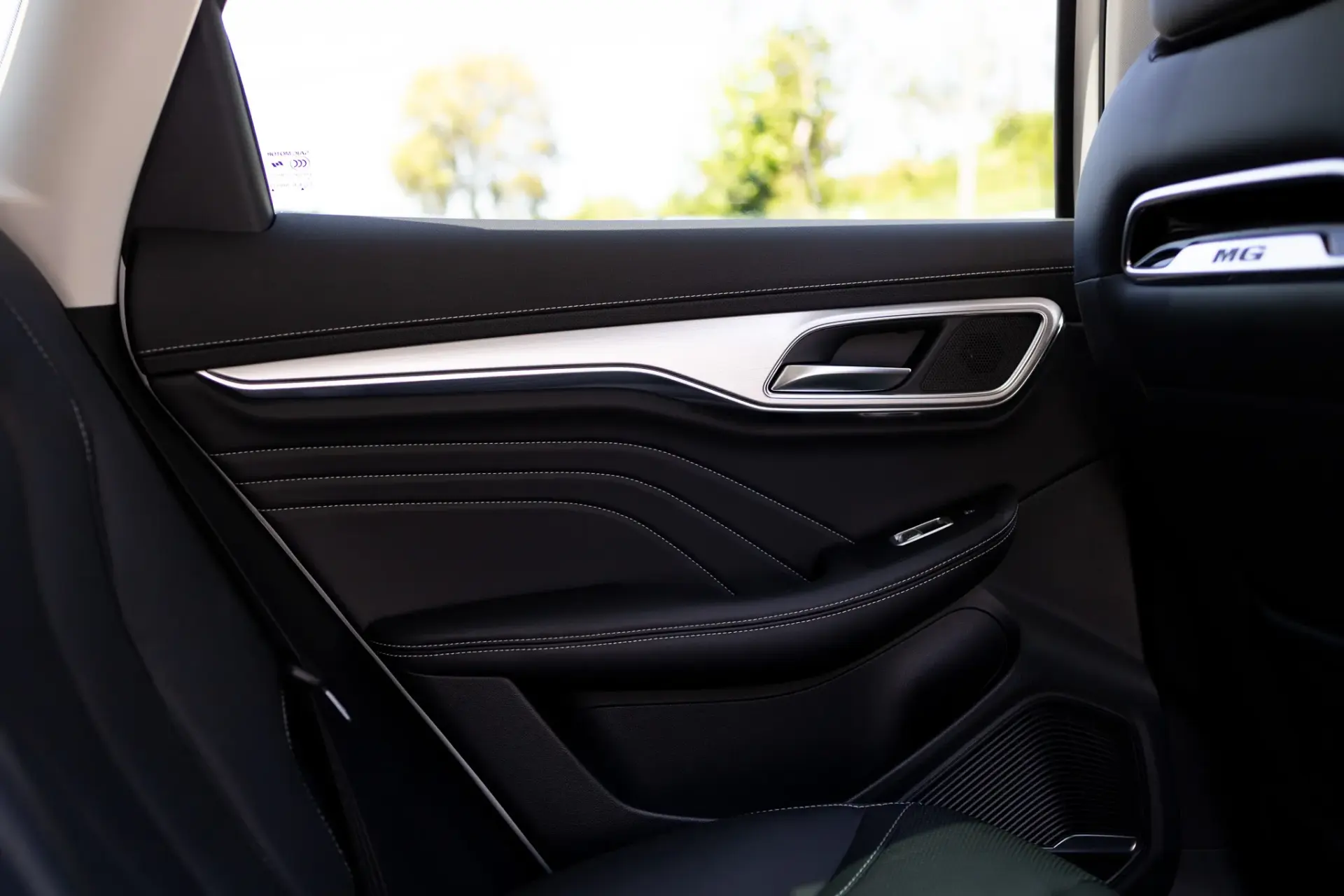 MG Marvel R 70 kWh Luxury 10
