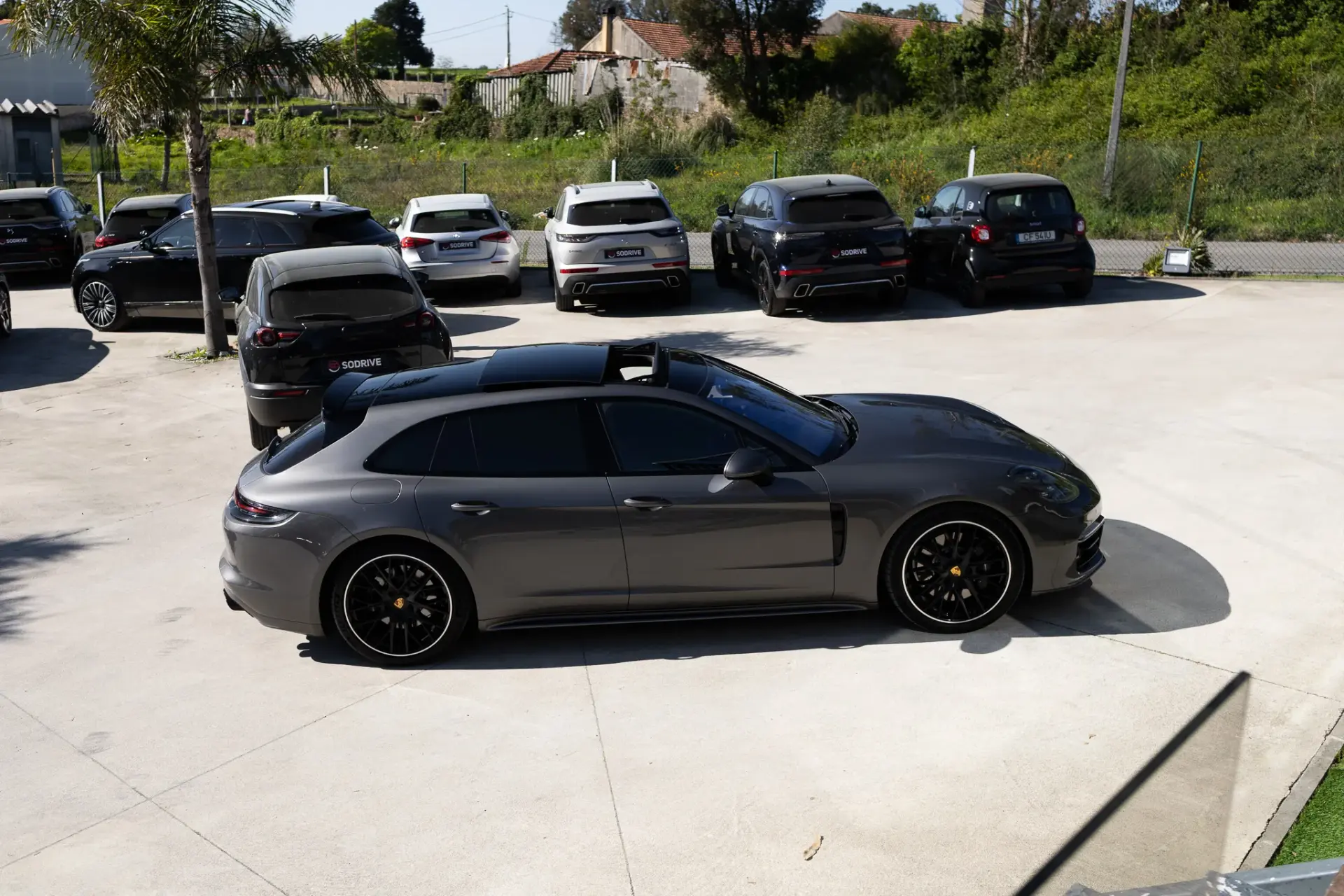 Porsche Panamera Sport Turismo 4 E-Hybrid 6