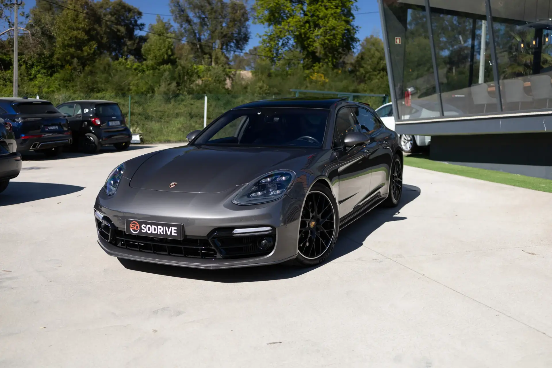 Porsche Panamera Sport Turismo 4 E-Hybrid 15