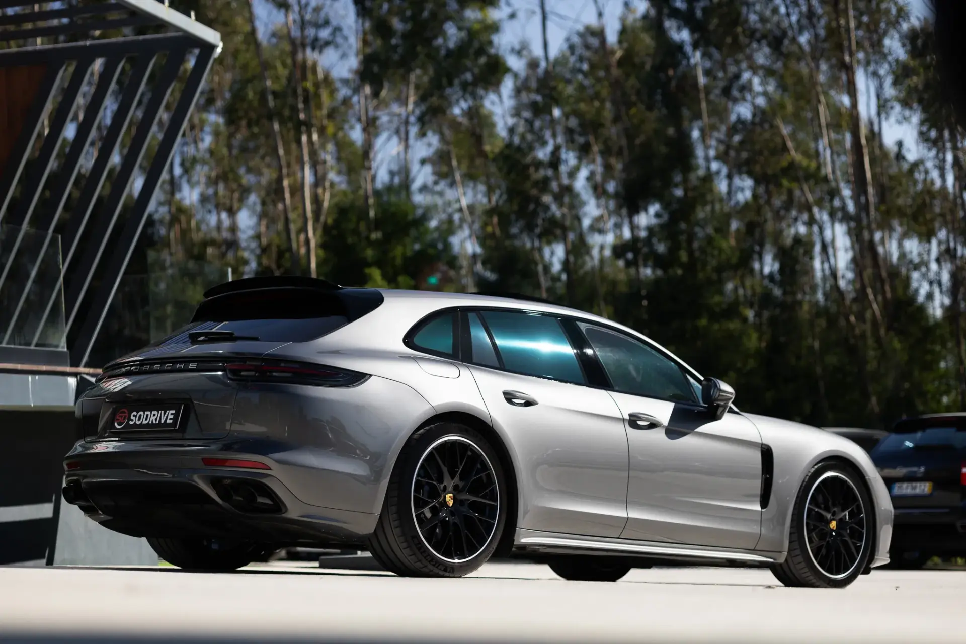 Porsche Panamera Sport Turismo 4 E-Hybrid 16