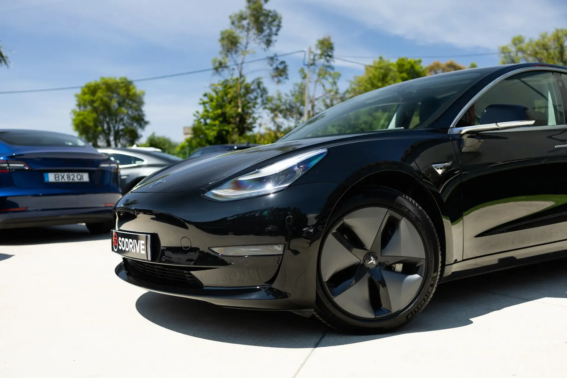 Tesla Model 3 Long-Range Dual Motor AWD 13