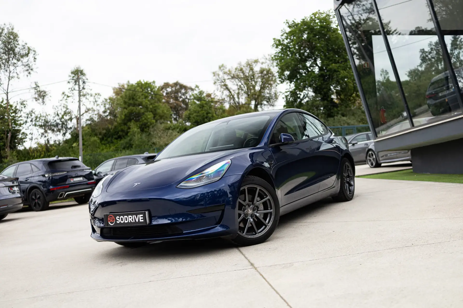 Tesla Model 3 Standard Range Plus RWD 7