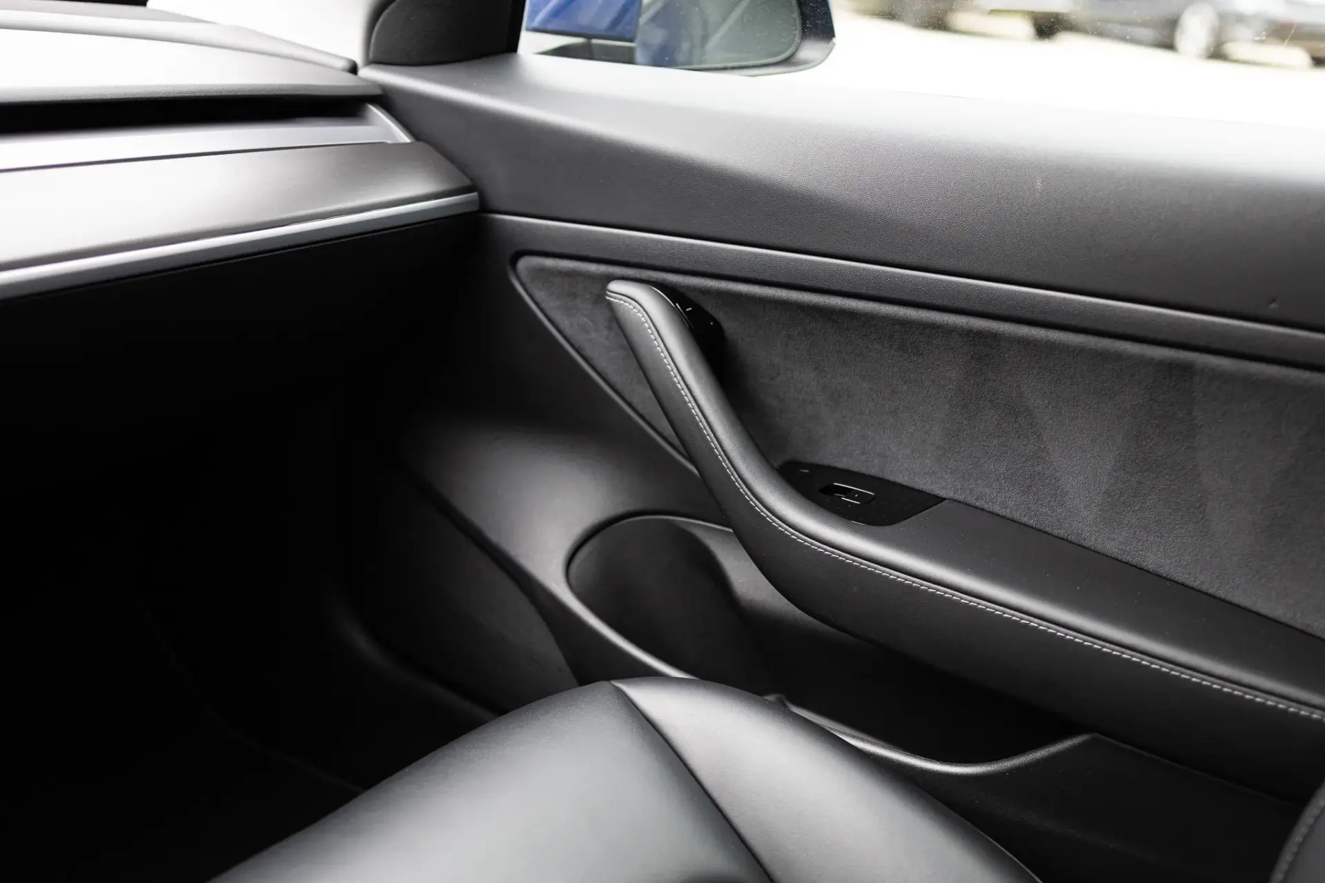 Tesla Model 3 Standard Range Plus RWD 11
