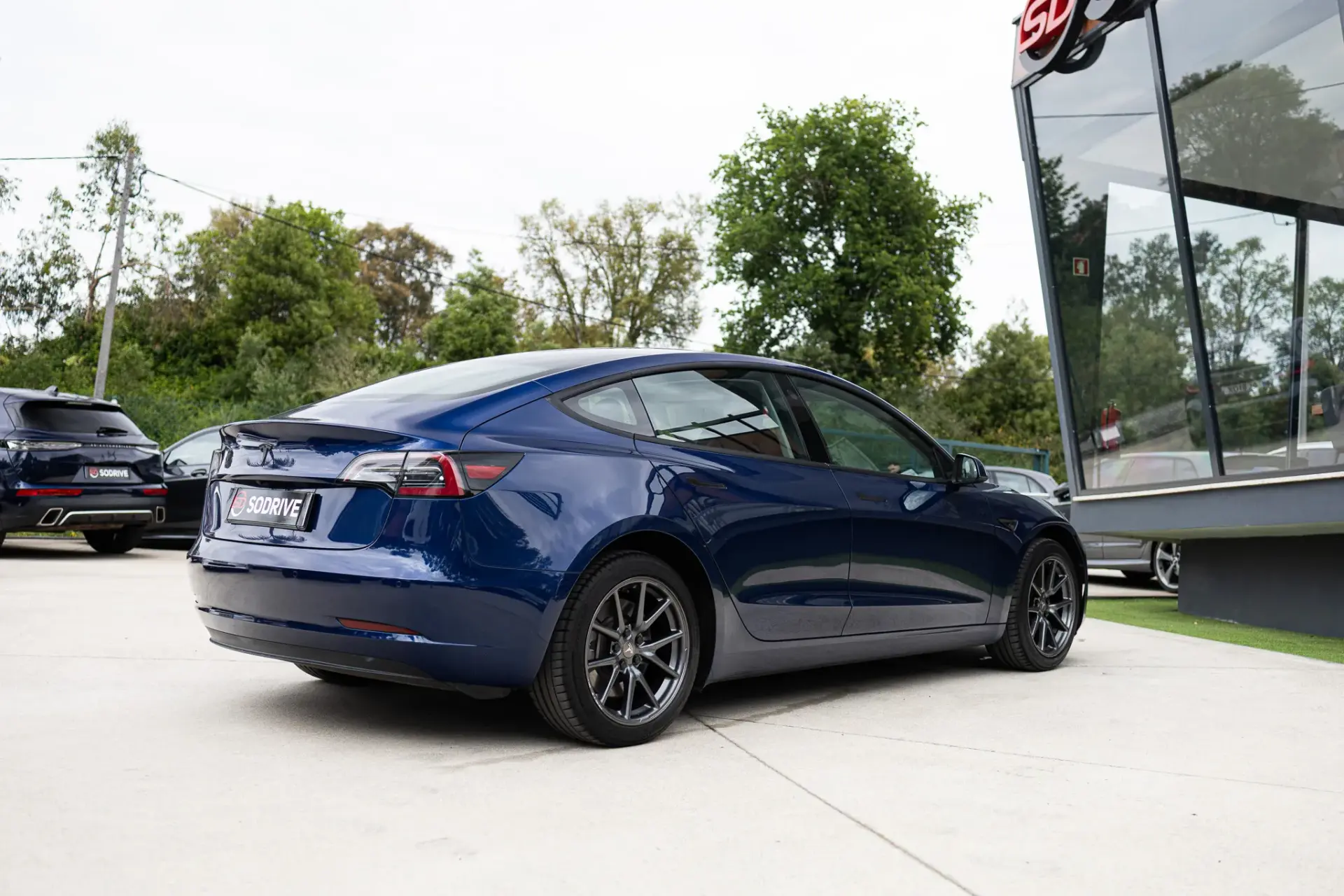 Tesla Model 3 Standard Range Plus RWD 19