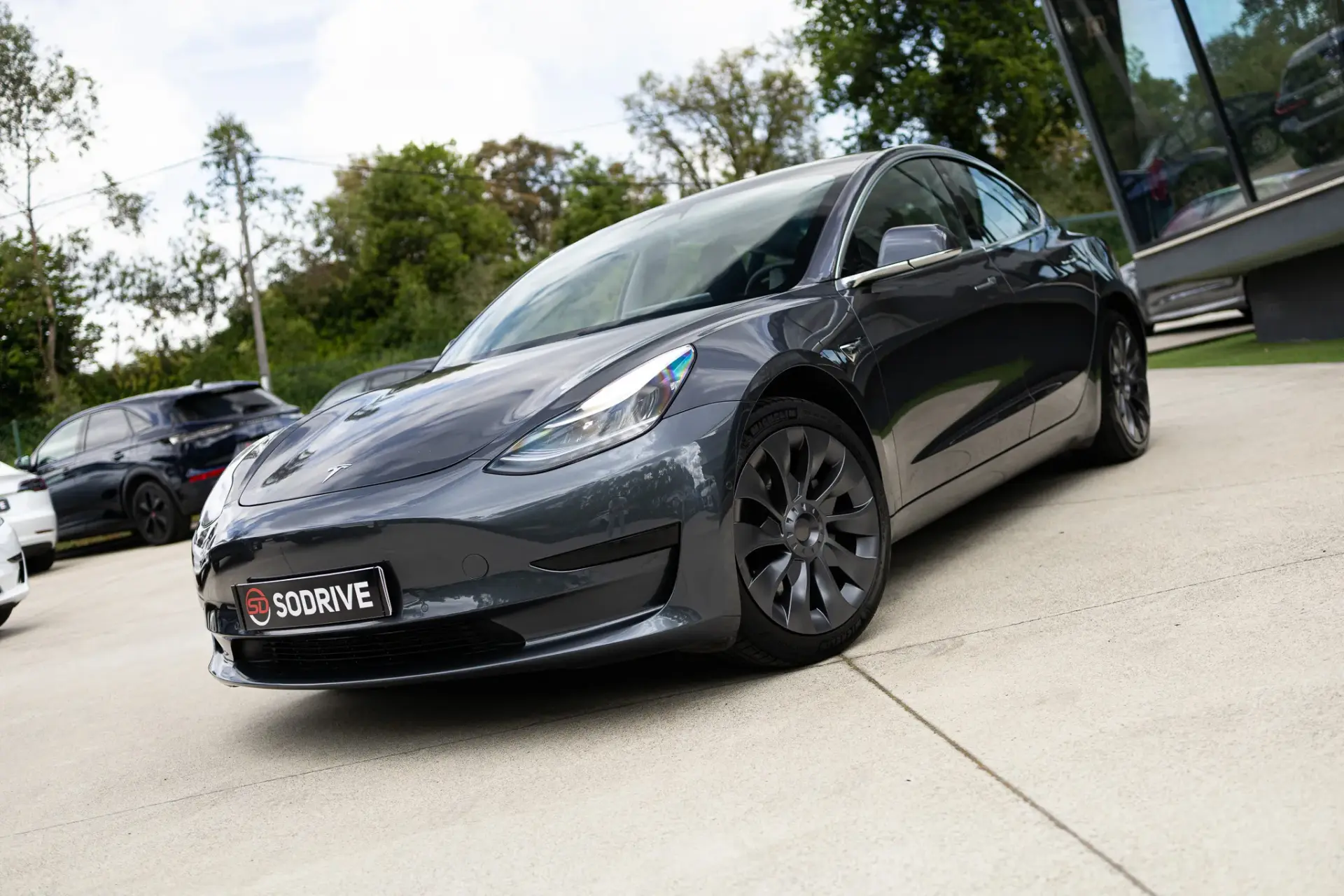 Tesla Model 3 Standard Range Plus RWD 5