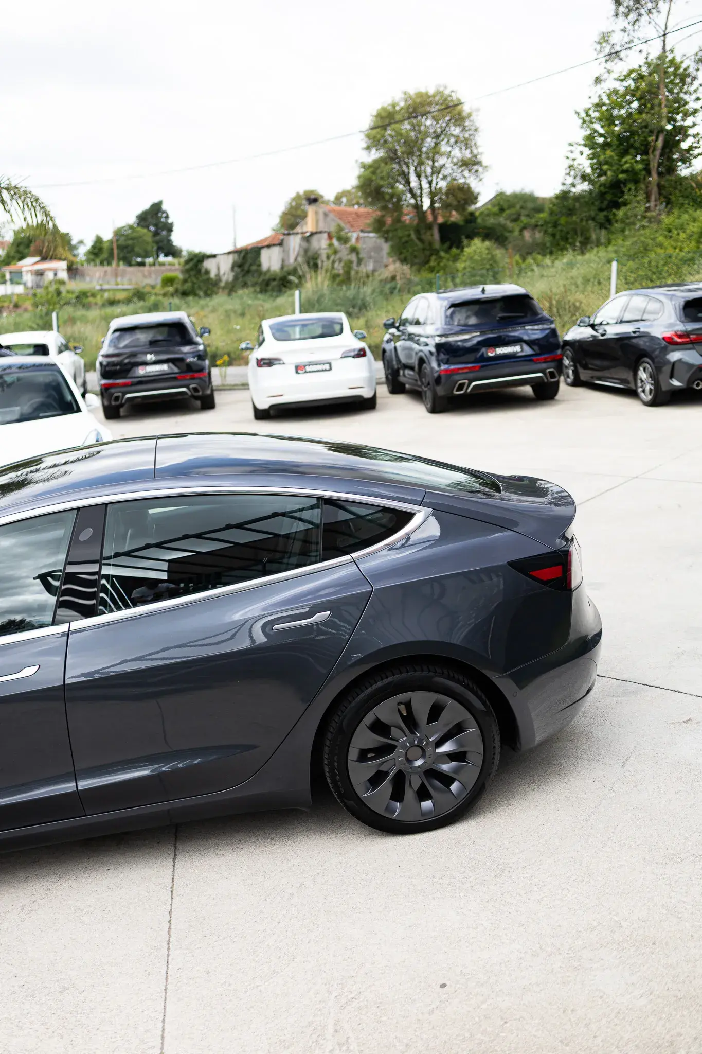 Tesla Model 3 Standard Range Plus RWD 11