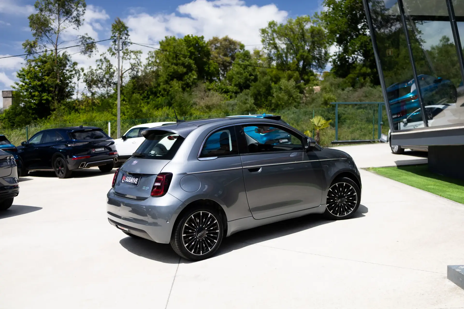 Fiat 500e La Prima 6