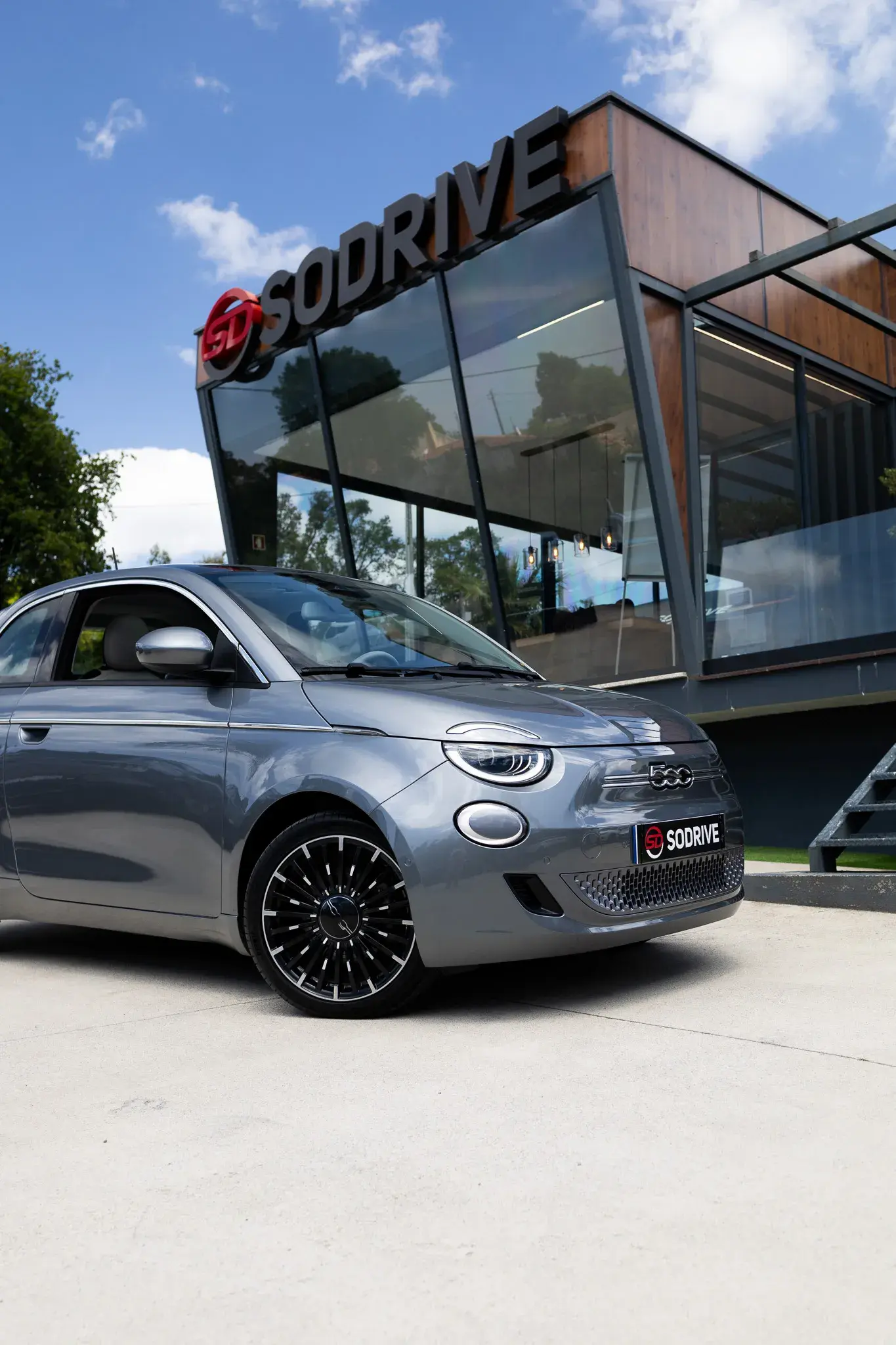 Fiat 500e La Prima 7