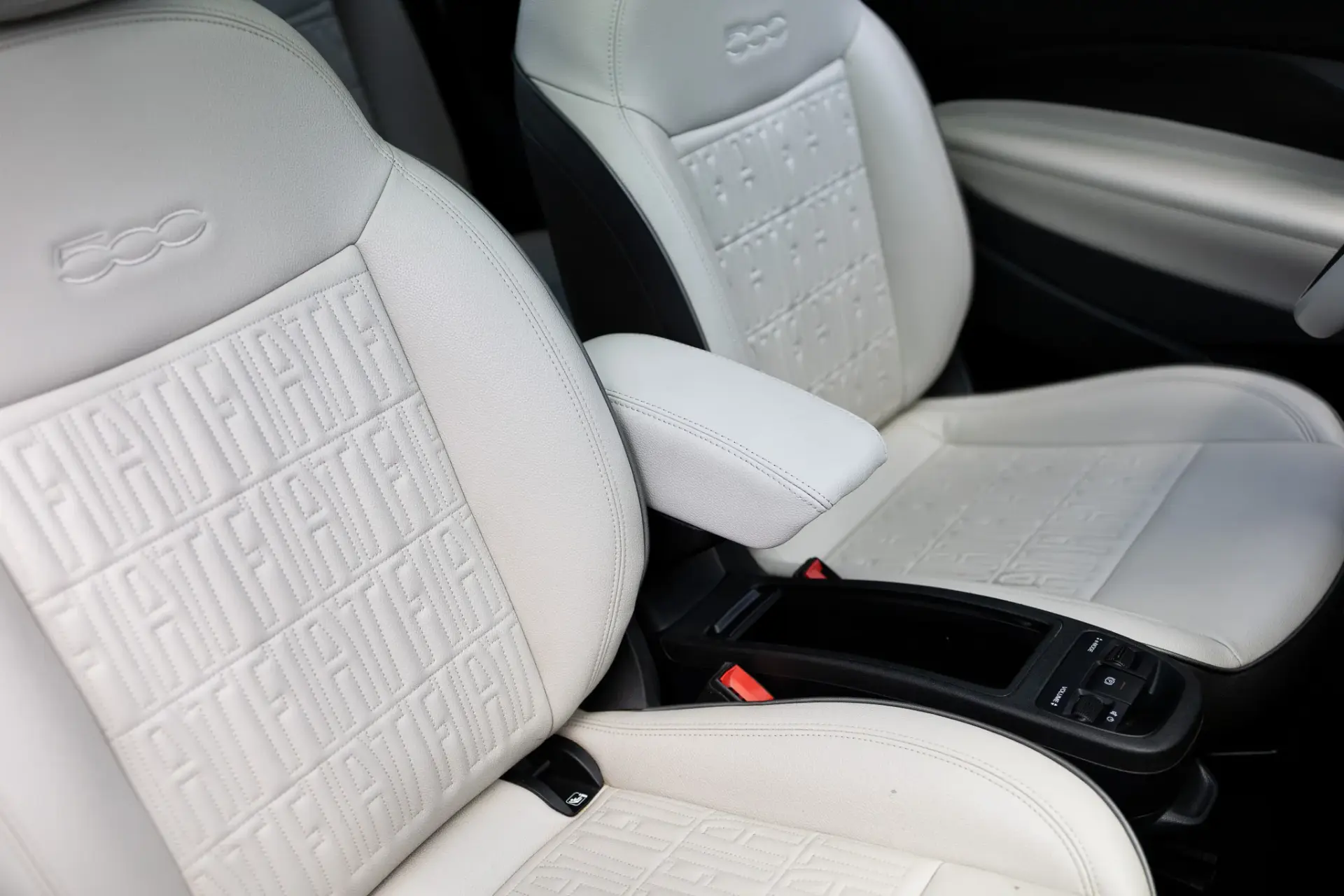 Fiat 500e La Prima 27