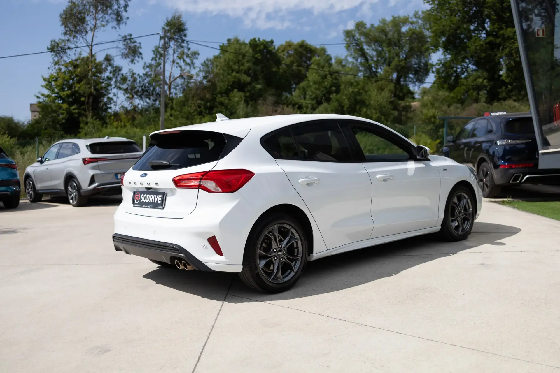 Ford Focus 1.0 EcoBoost S&S ST-LINE 6