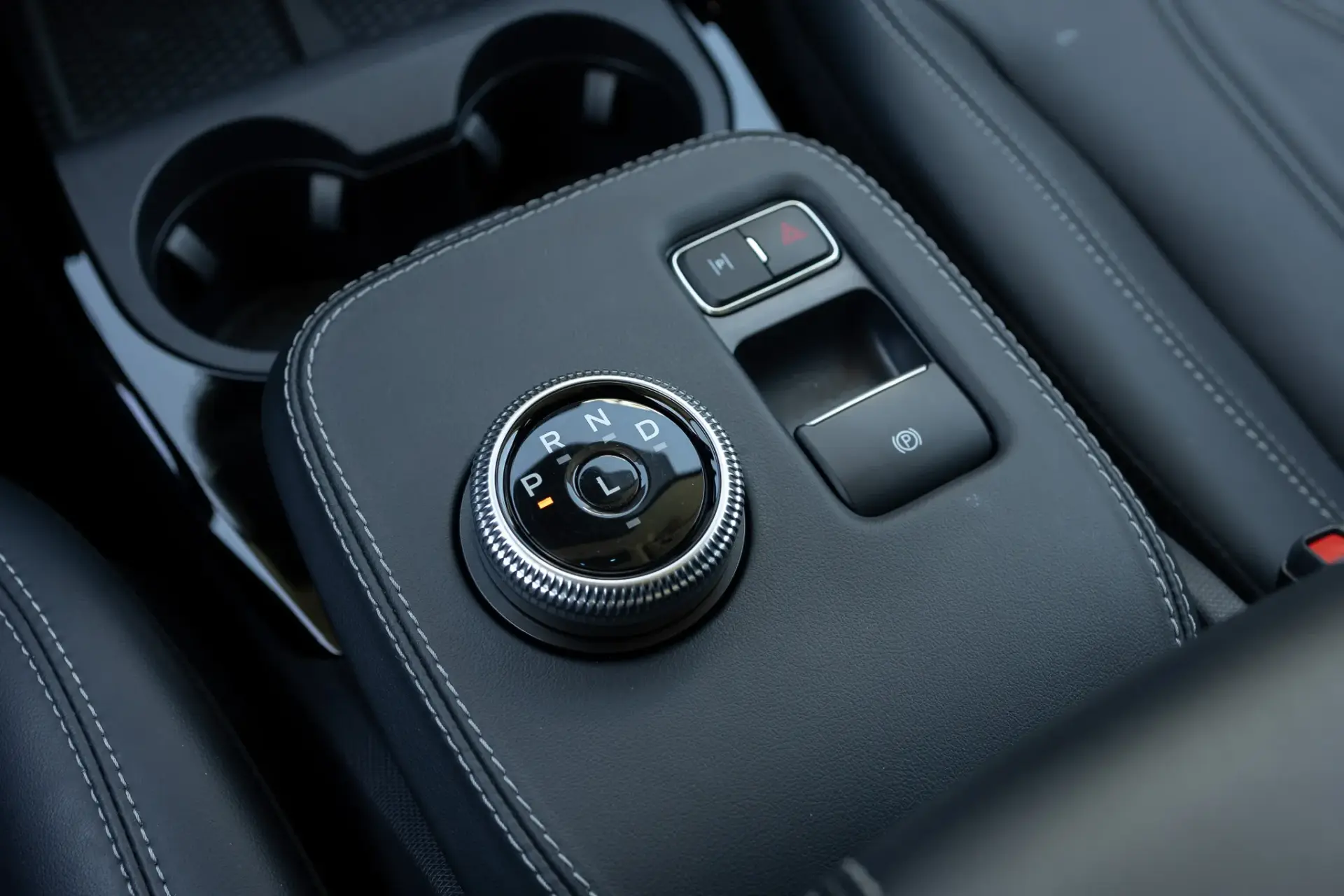 Ford Mustang Mach-E 75.7 kWh Premium AWD 38