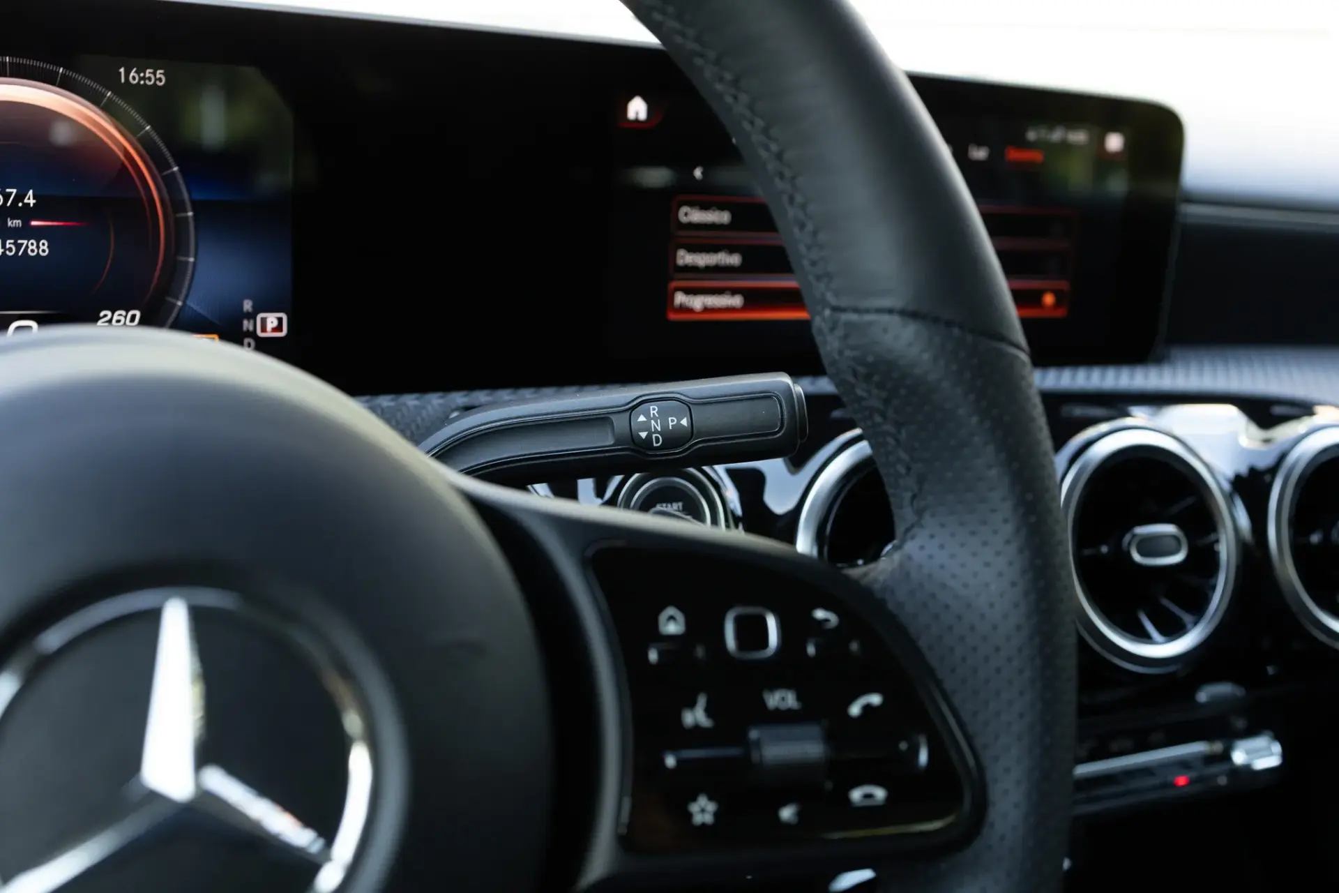 Mercedes-Benz A 180 d Progressive Aut. 35
