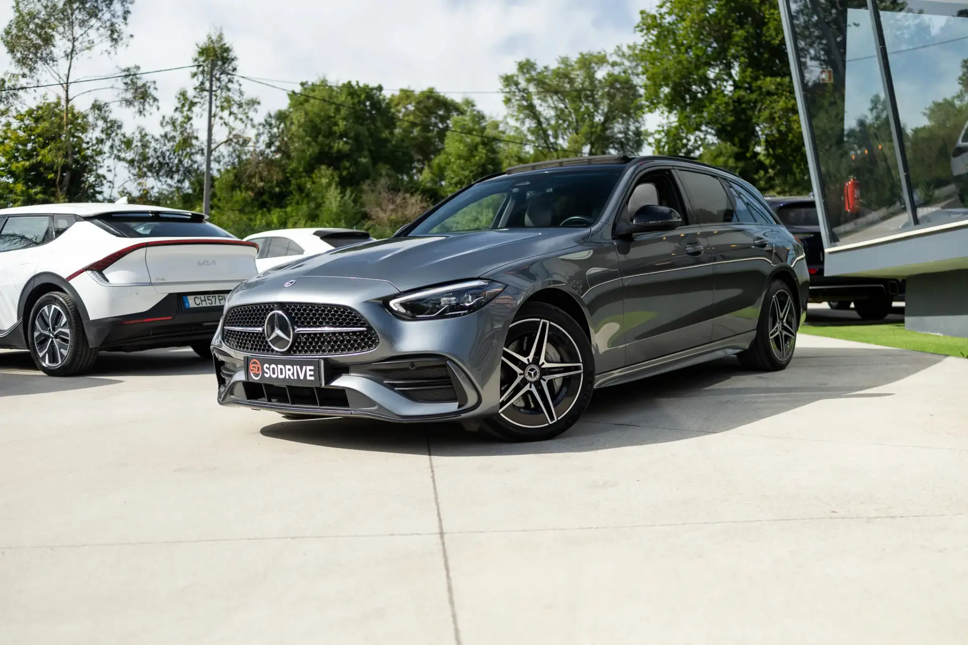 Mercedes-Benz C 300 e T 9G-TRONIC AMG Line 3
