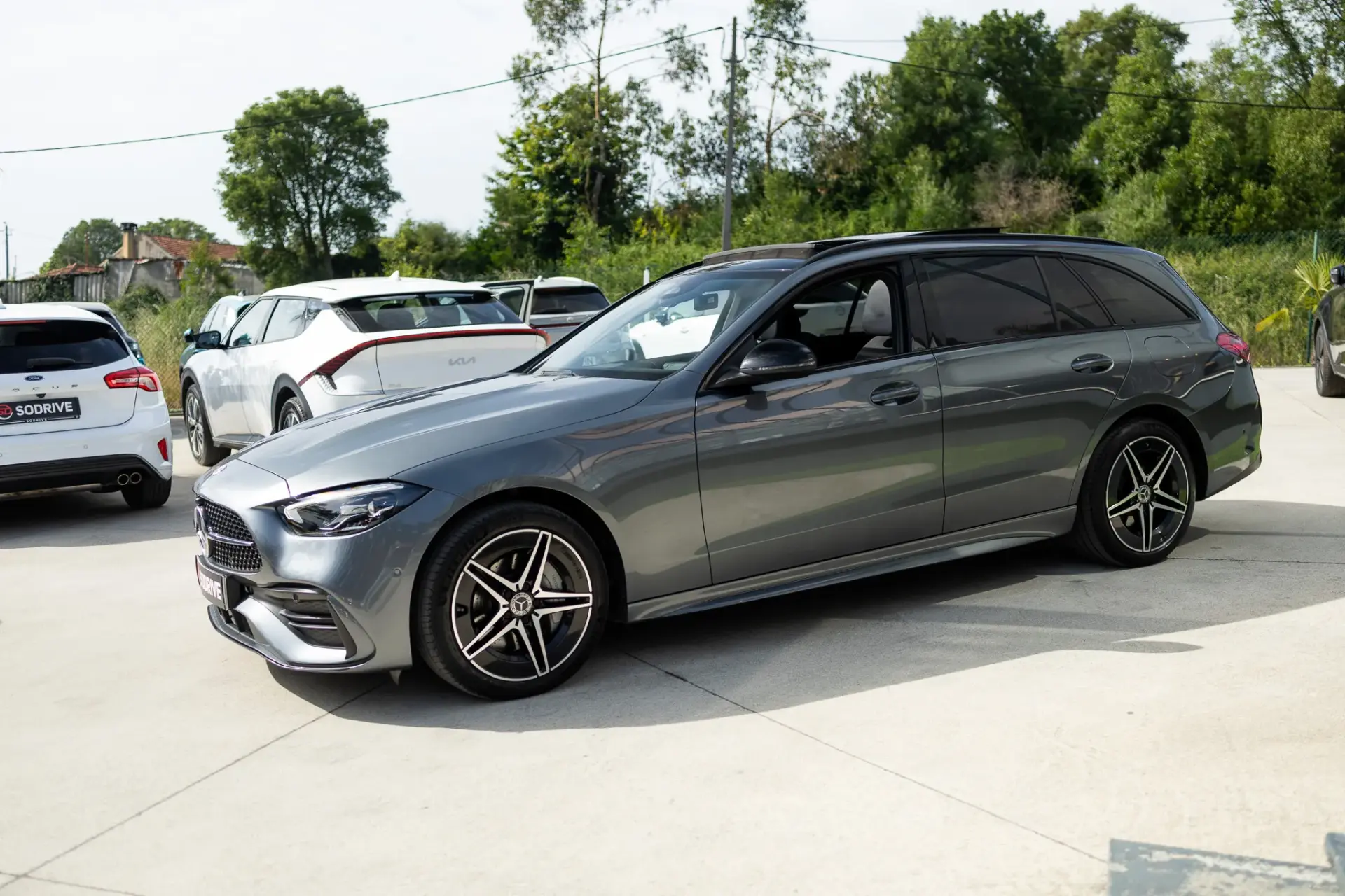 Mercedes-Benz C 300 e T 9G-TRONIC AMG Line 5