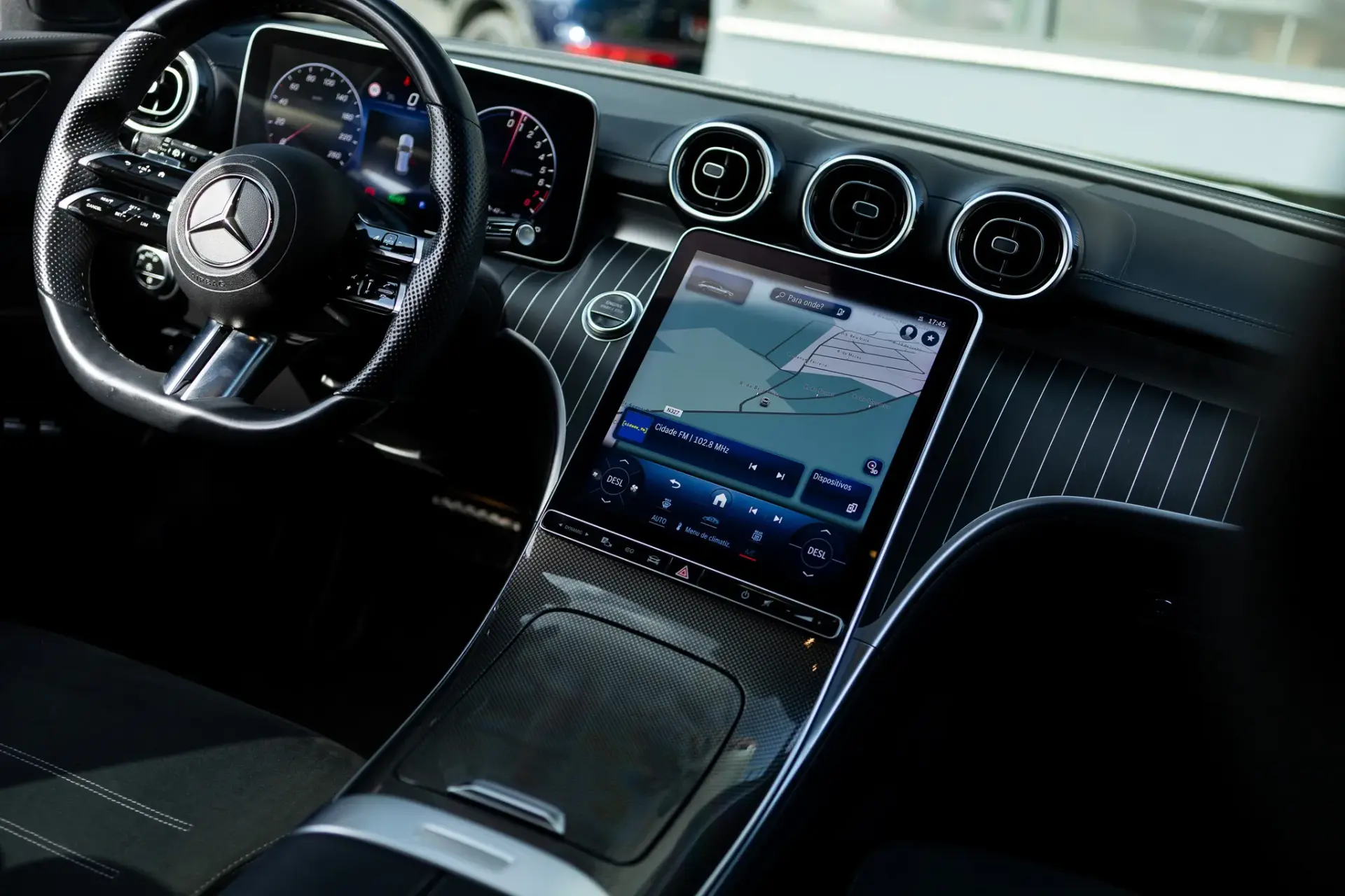 Mercedes-Benz C 300 e T 9G-TRONIC AMG Line 34