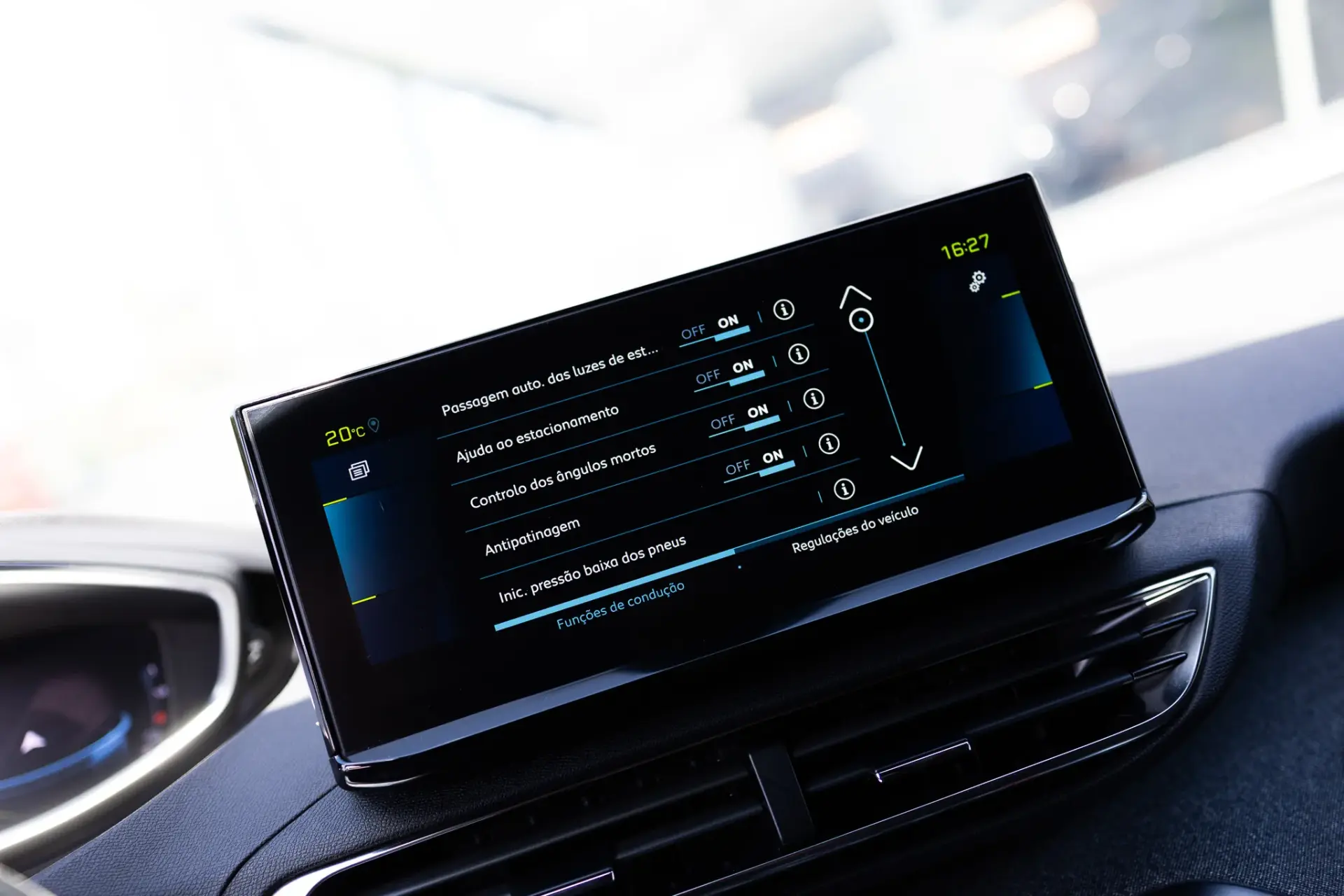 Peugeot 3008 1.6 Hybrid Allure Pack e-EAT8 15