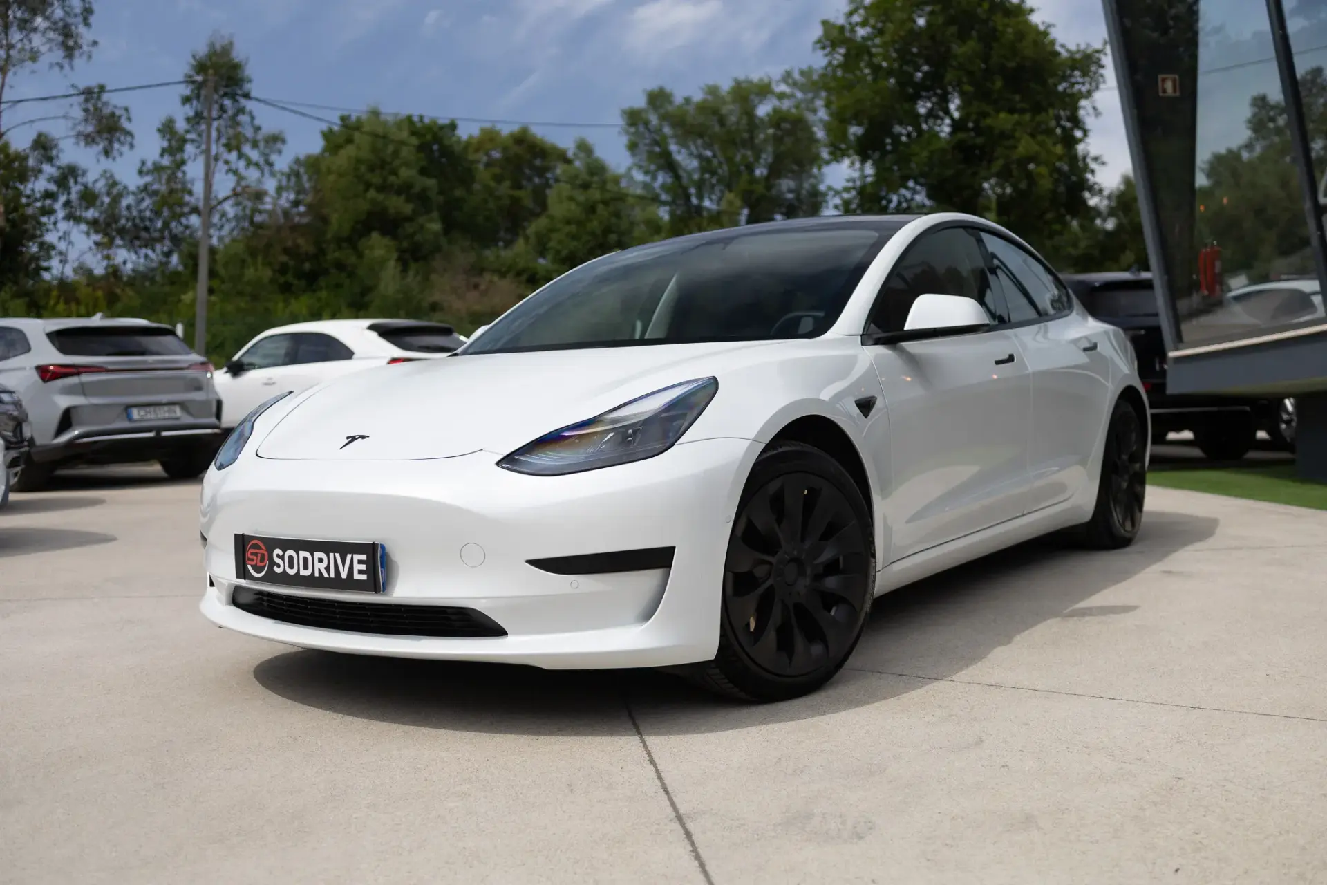 Tesla Model 3 Standard Range Plus RWD 4