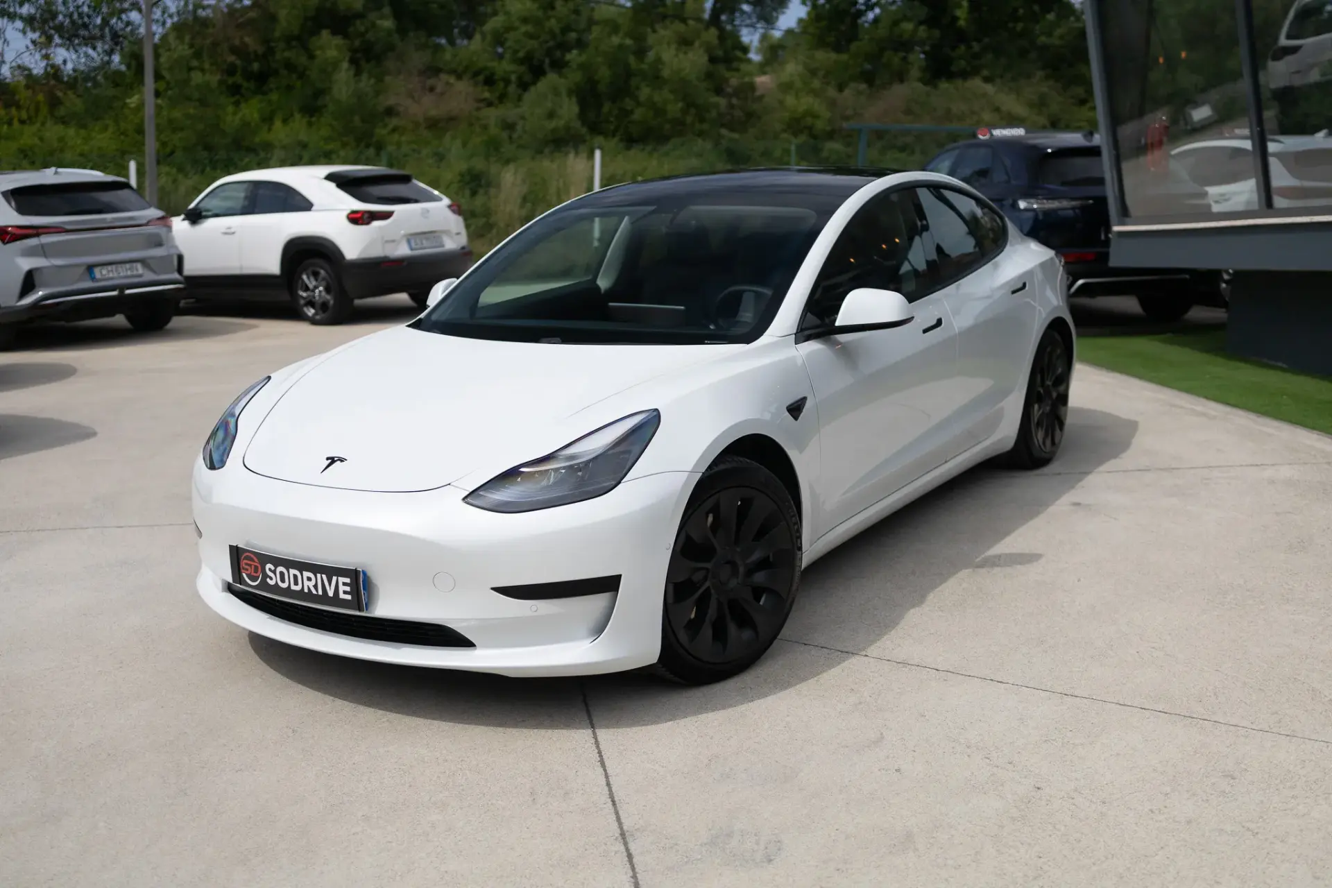 Tesla Model 3 Standard Range Plus RWD 14