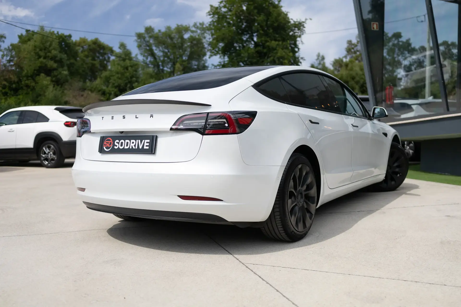 Tesla Model 3 Standard Range Plus RWD 30