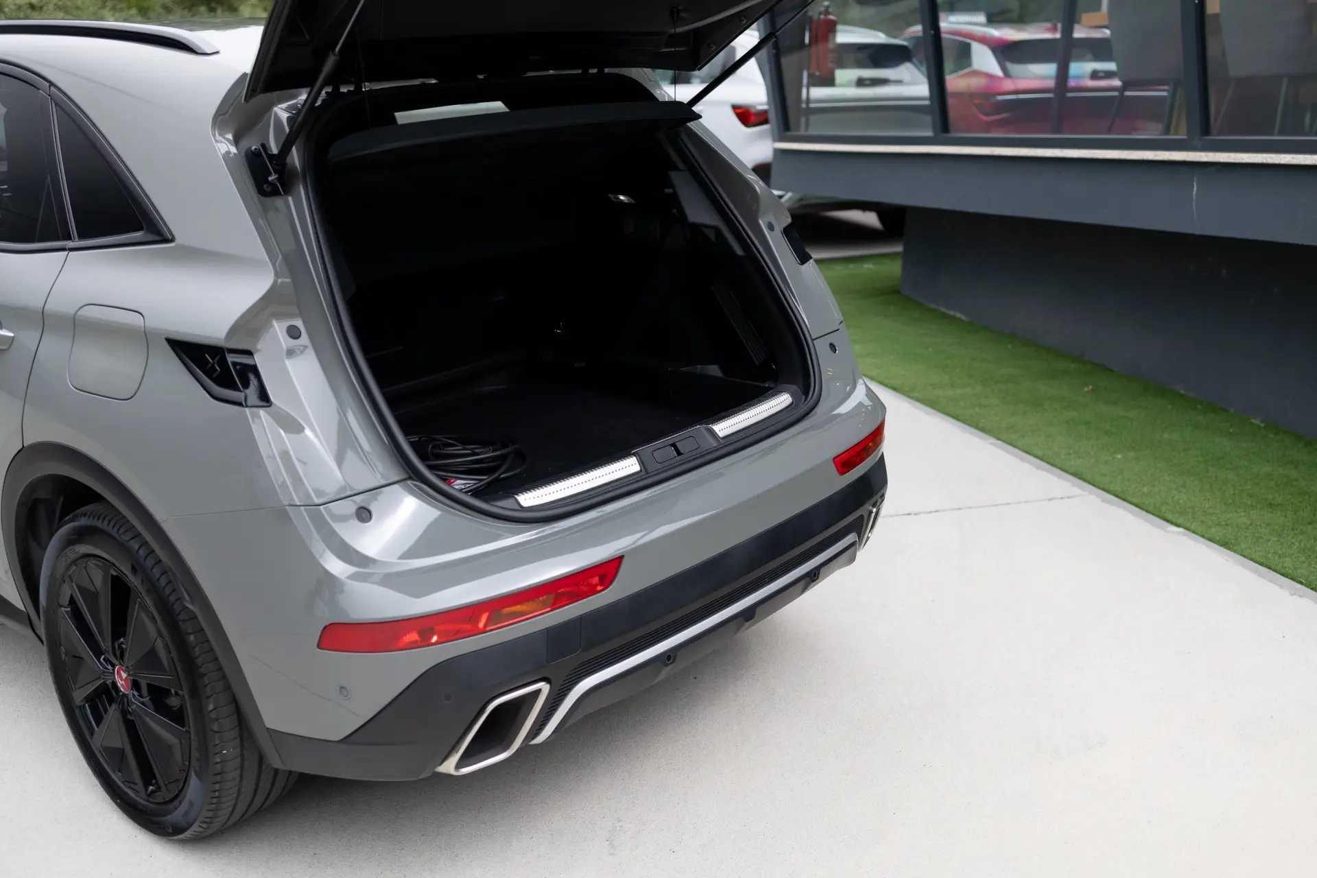 DS DS7 Crossback E-Tense Performance Line EAT8 31