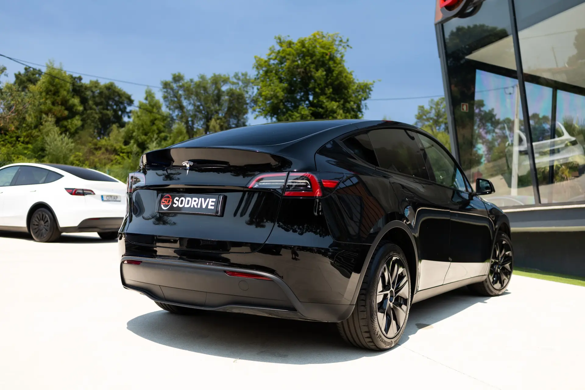 Tesla Model Y Long Range RWD 5
