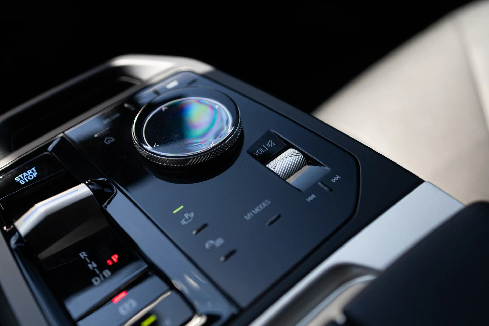 BMW iX xDrive 40 Pack Desportivo 21