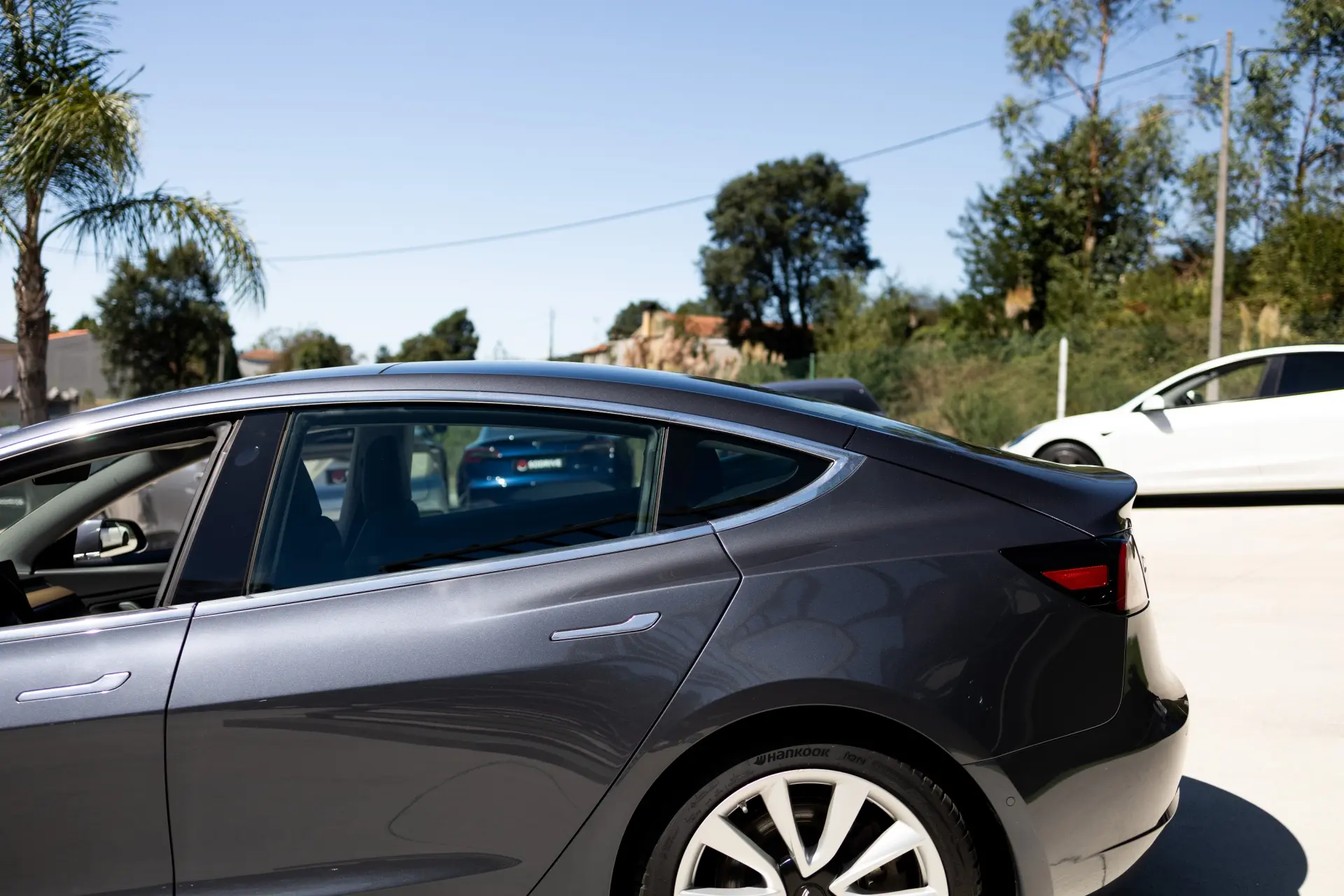 Tesla Model 3 Long-Range Dual Motor AWD 15